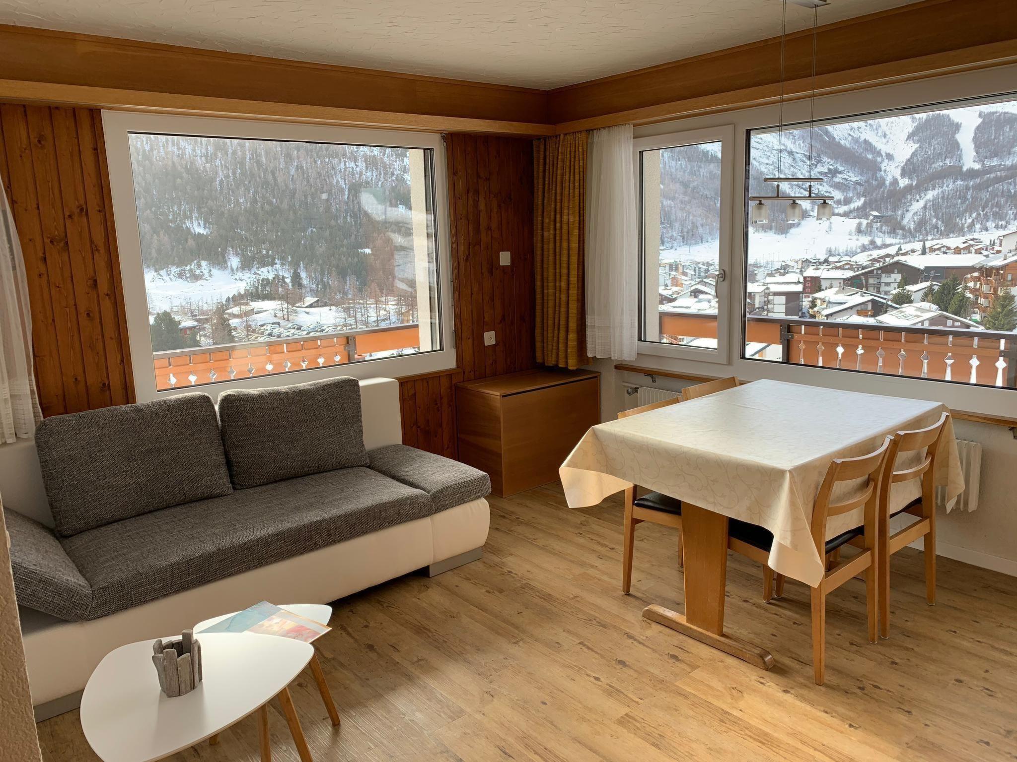 Foto 9 - Appartamento con 2 camere da letto a Saas-Fee