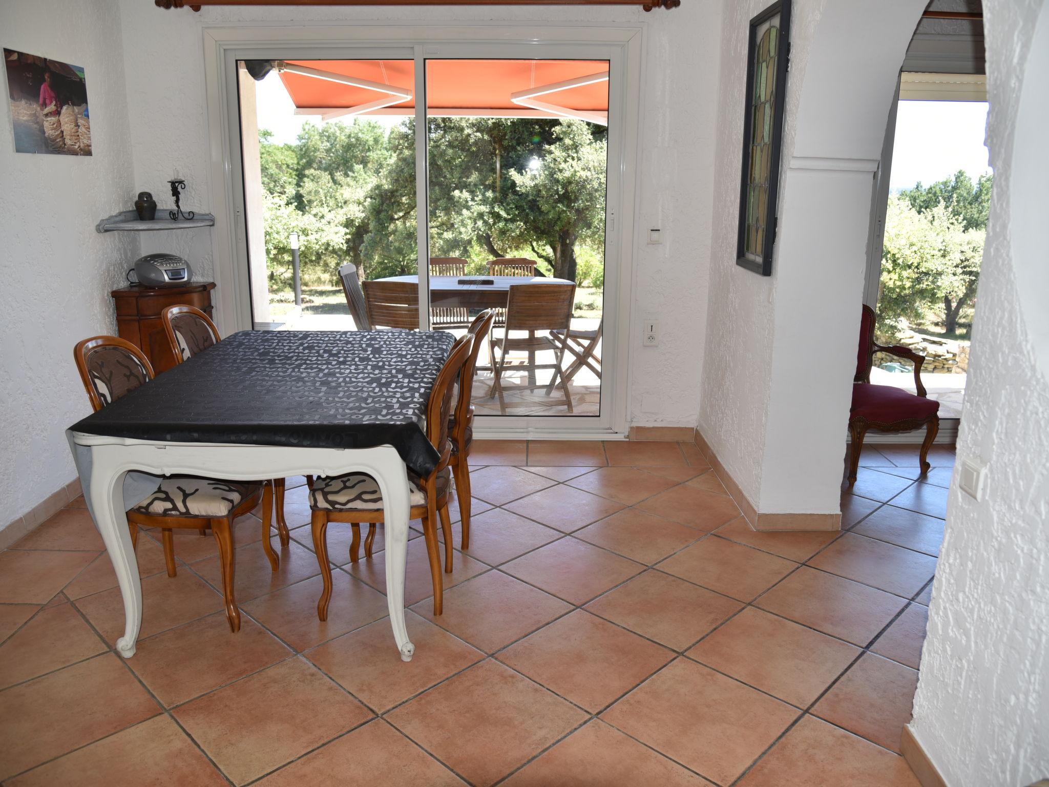 Photo 8 - Maison de 3 chambres à Saumane-de-Vaucluse avec piscine privée et jardin