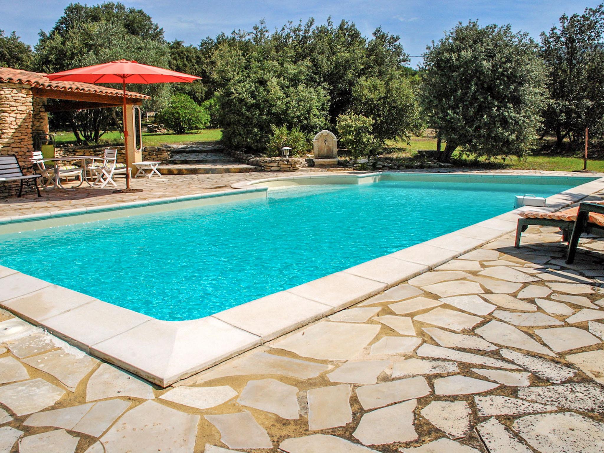 Photo 17 - Maison de 3 chambres à Saumane-de-Vaucluse avec piscine privée et jardin