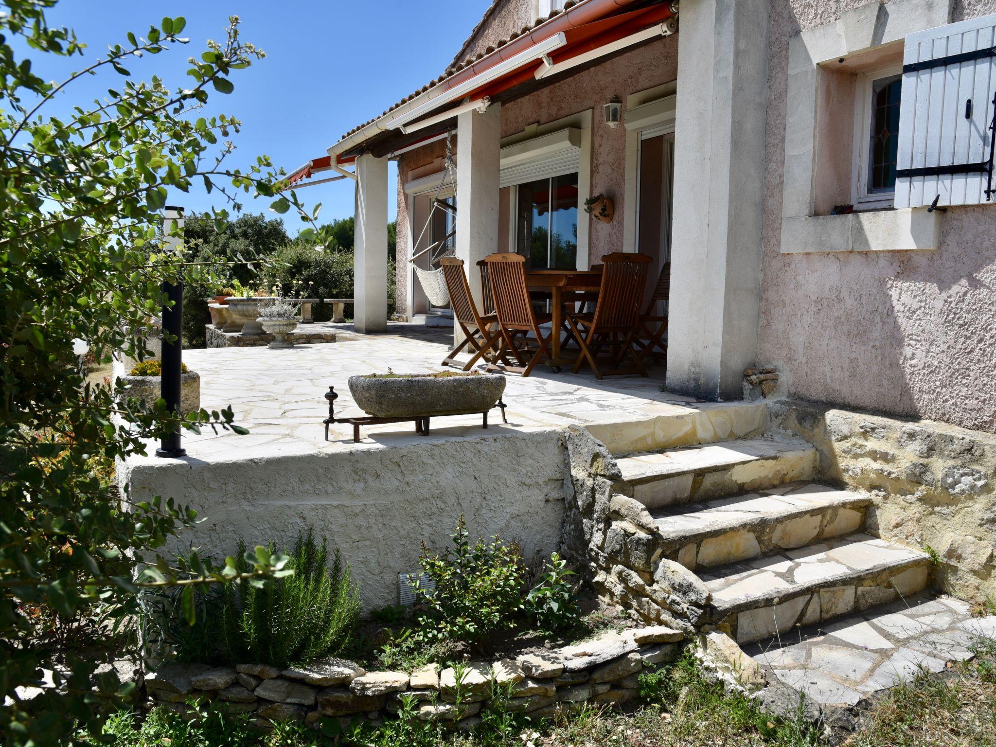 Foto 4 - Casa de 3 quartos em Saumane-de-Vaucluse com piscina privada e jardim