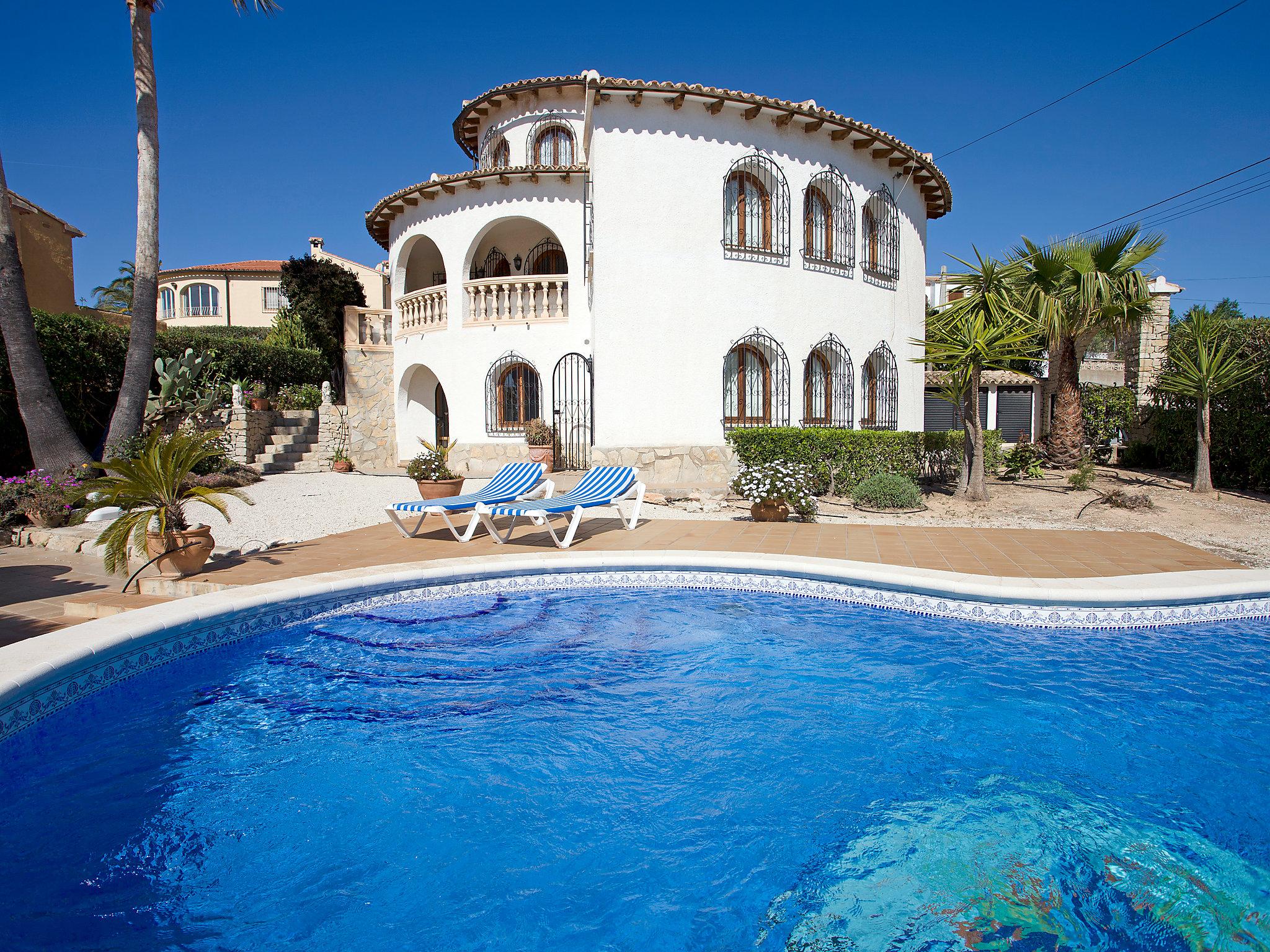 Foto 1 - Casa de 3 habitaciones en Calpe con piscina privada y vistas al mar