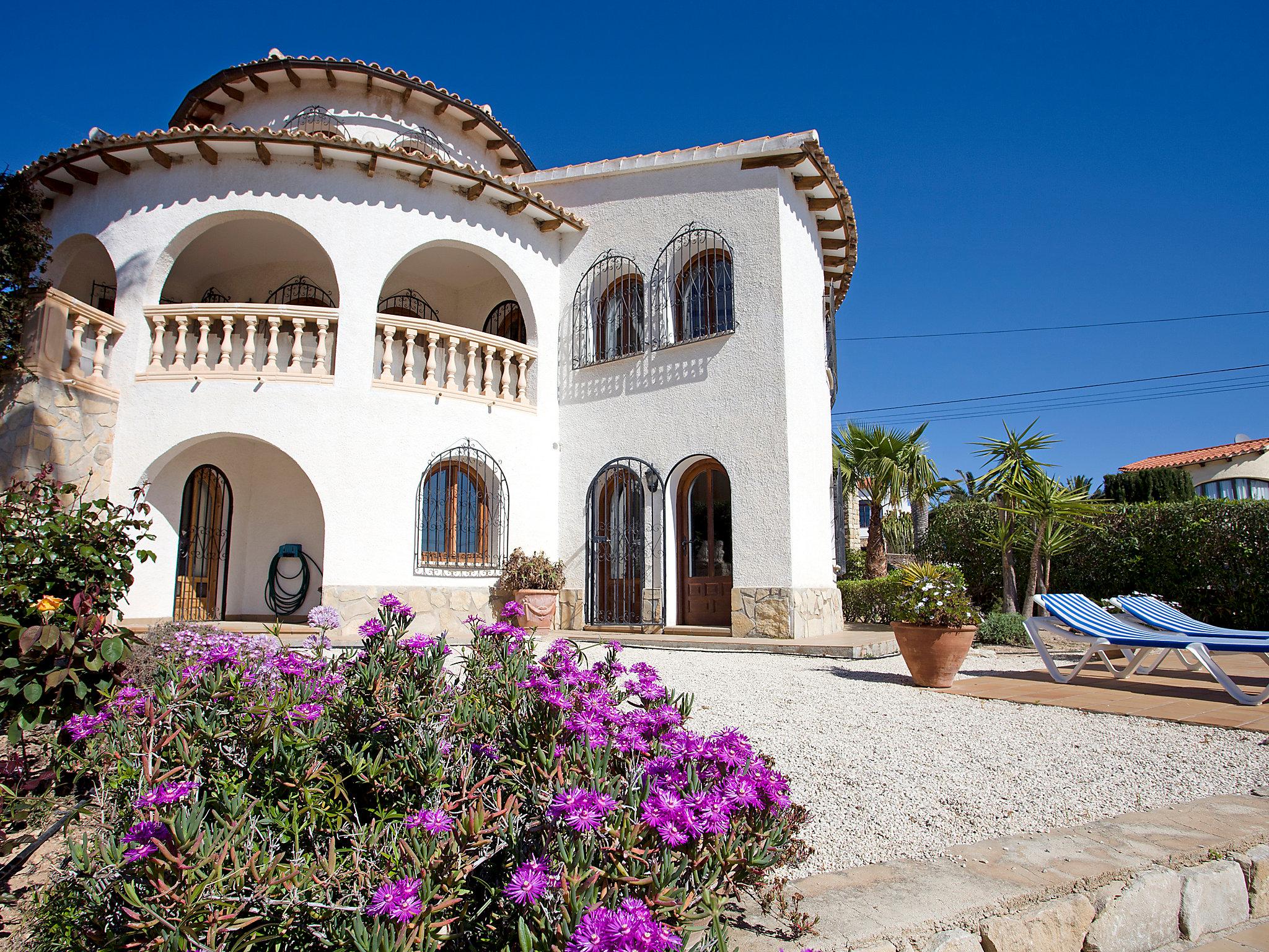 Foto 4 - Casa de 3 habitaciones en Calpe con piscina privada y jardín