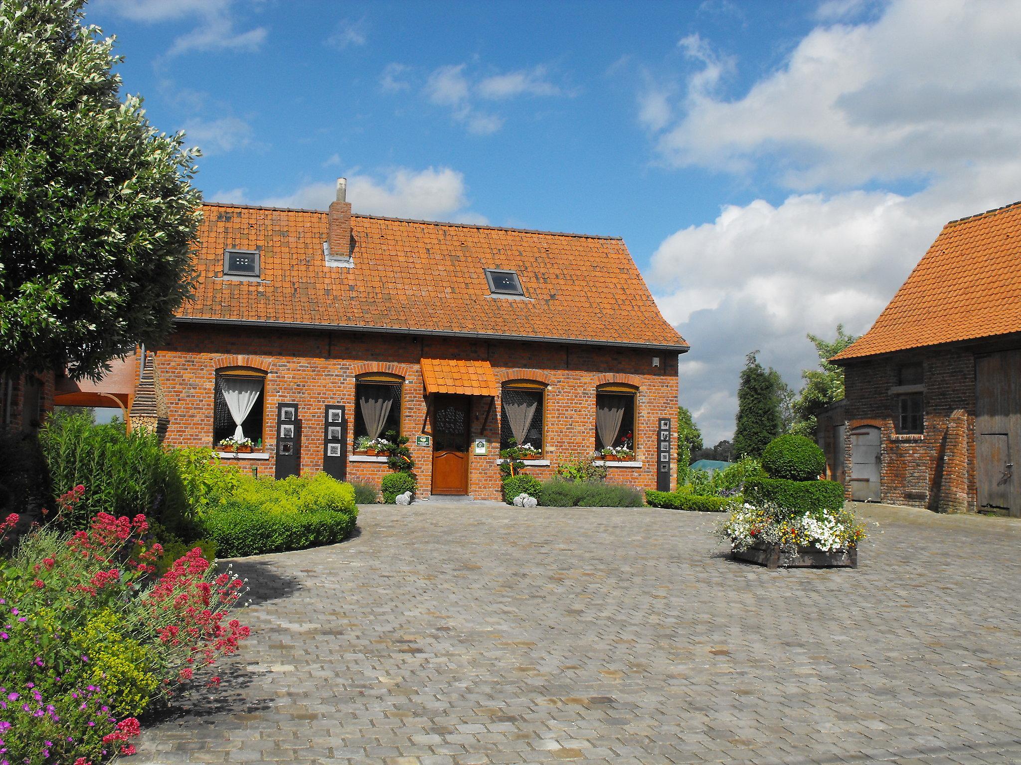 Foto 1 - Casa de 1 habitación en Comines-Warneton con jardín y terraza