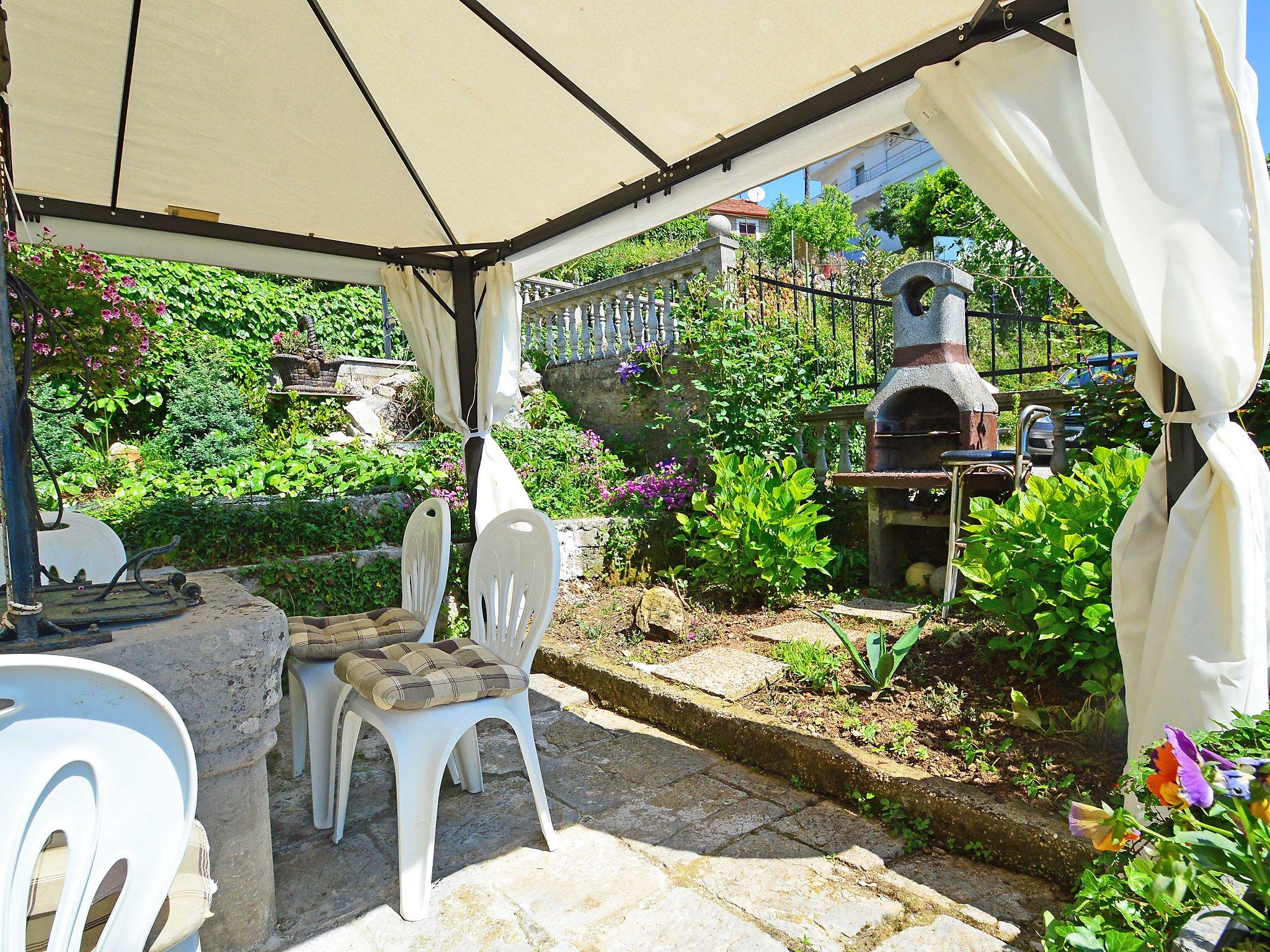 Photo 15 - Appartement de 3 chambres à Matulji avec jardin et terrasse