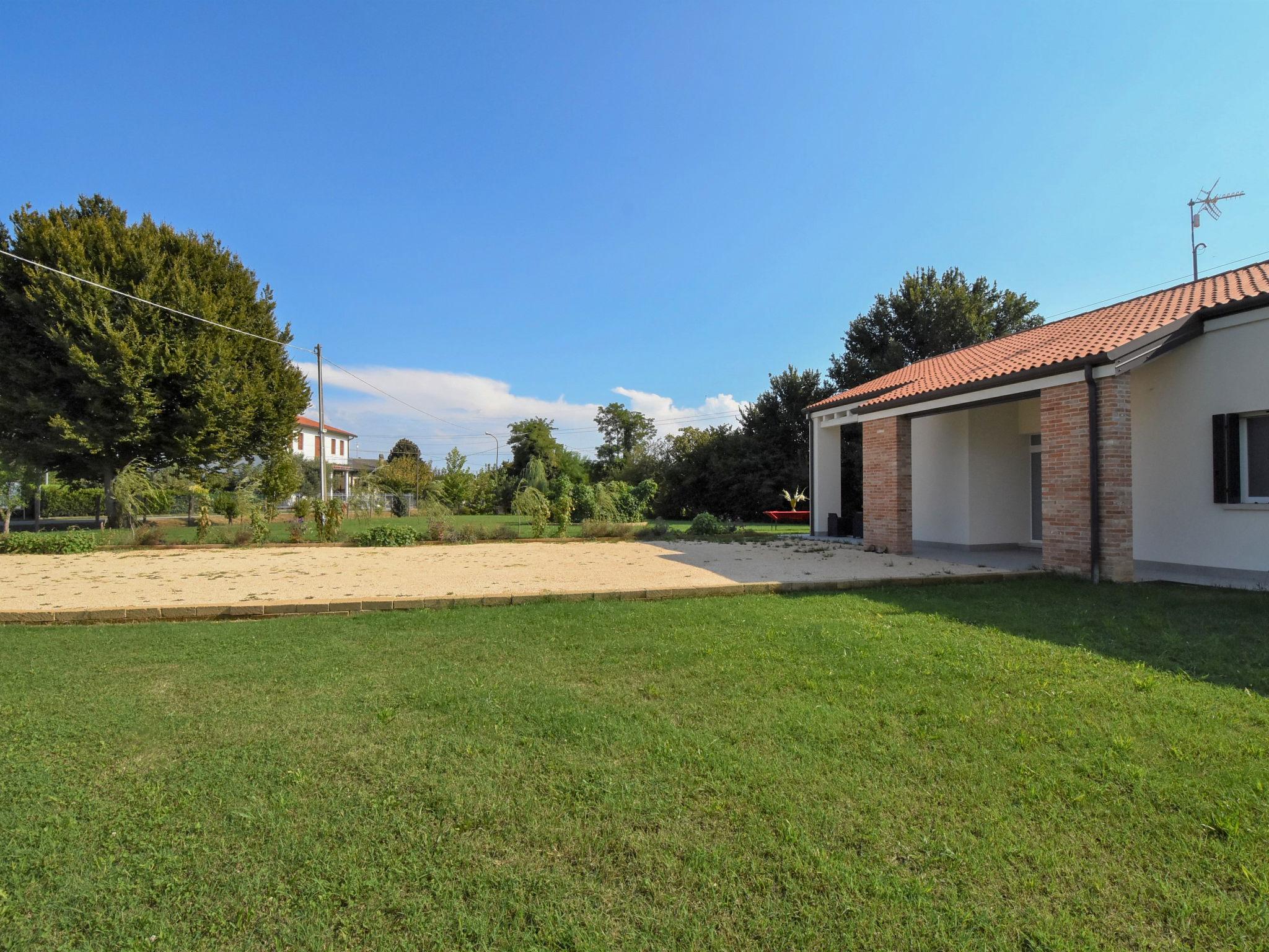 Foto 26 - Casa con 3 camere da letto a Mira con piscina e giardino