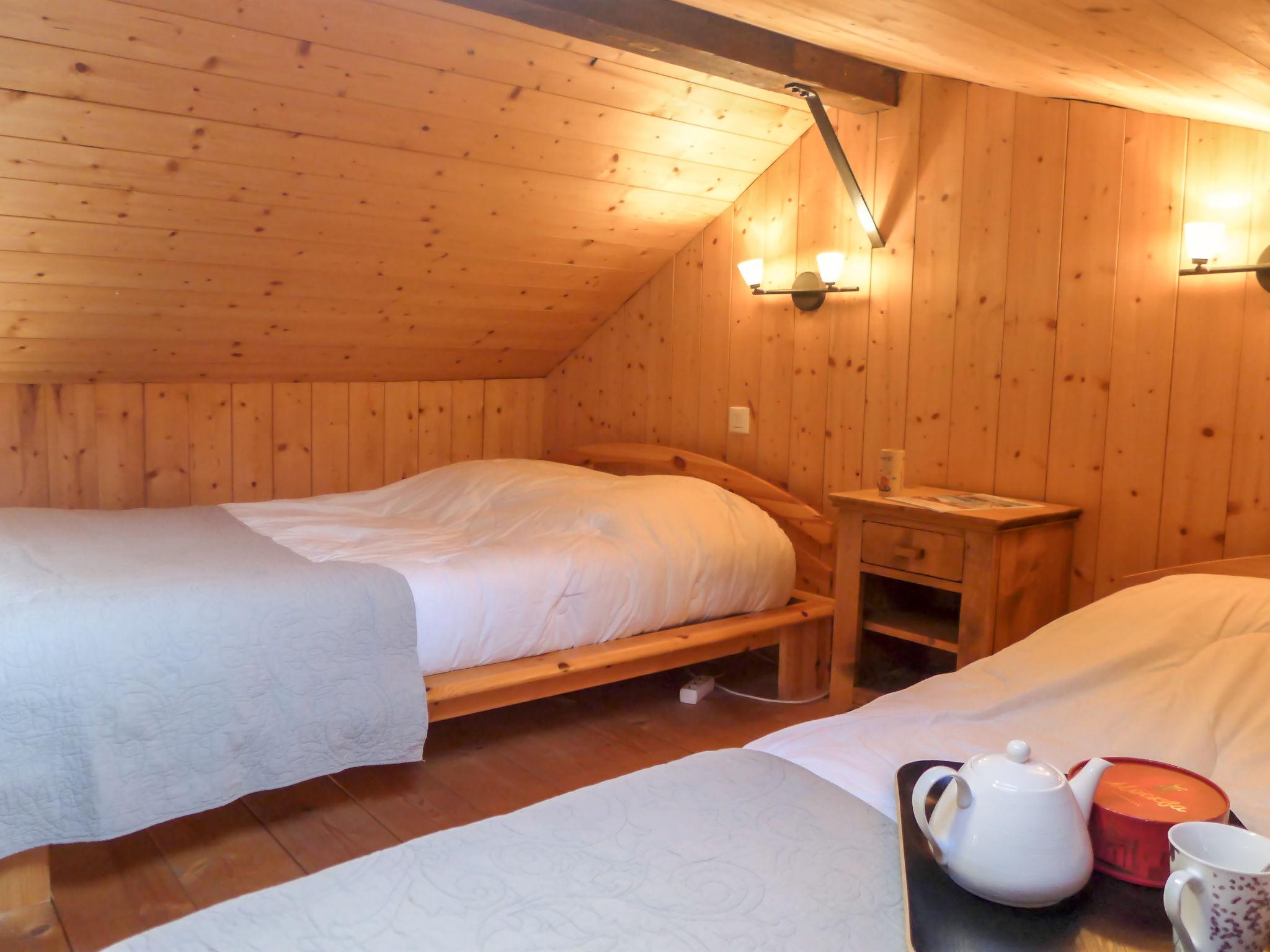 Foto 11 - Haus mit 1 Schlafzimmer in Chamonix-Mont-Blanc mit garten und blick auf die berge
