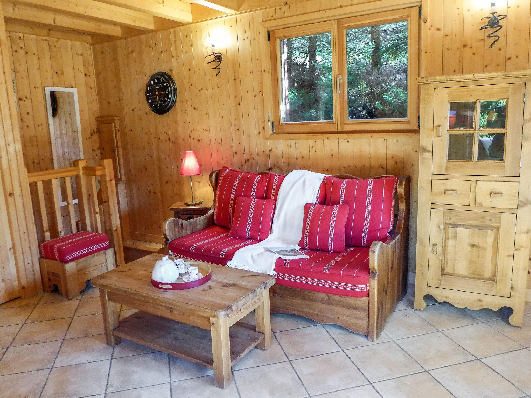 Foto 2 - Casa de 1 habitación en Chamonix-Mont-Blanc con jardín y vistas a la montaña