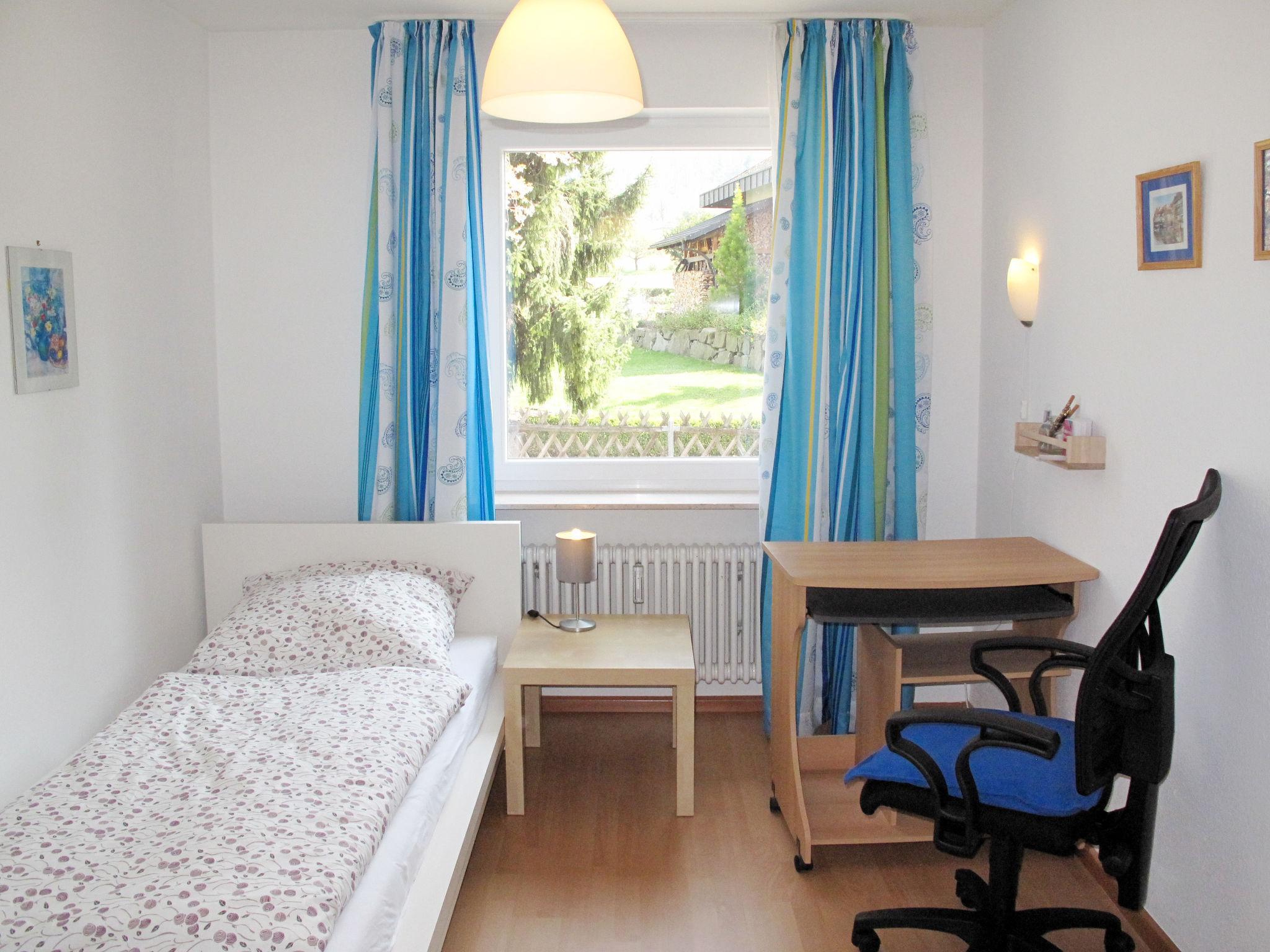 Photo 11 - Appartement de 3 chambres à Friesenheim avec jardin et vues sur la montagne