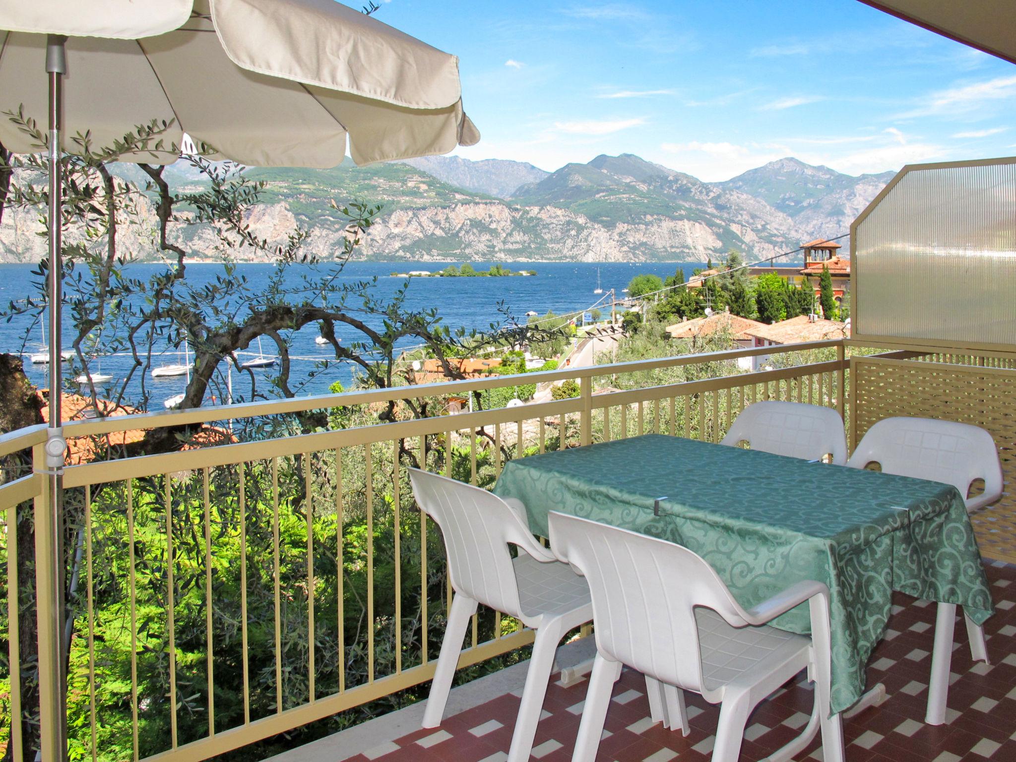 Foto 16 - Appartamento con 1 camera da letto a Brenzone sul Garda con terrazza e vista sulle montagne