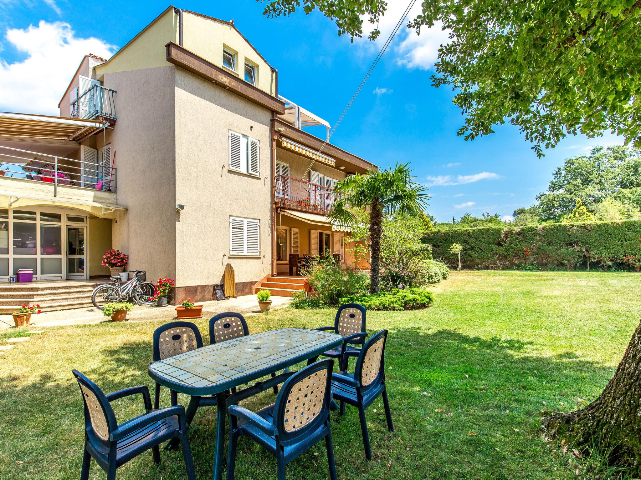 Photo 17 - Appartement de 3 chambres à Vodnjan avec piscine privée et jardin