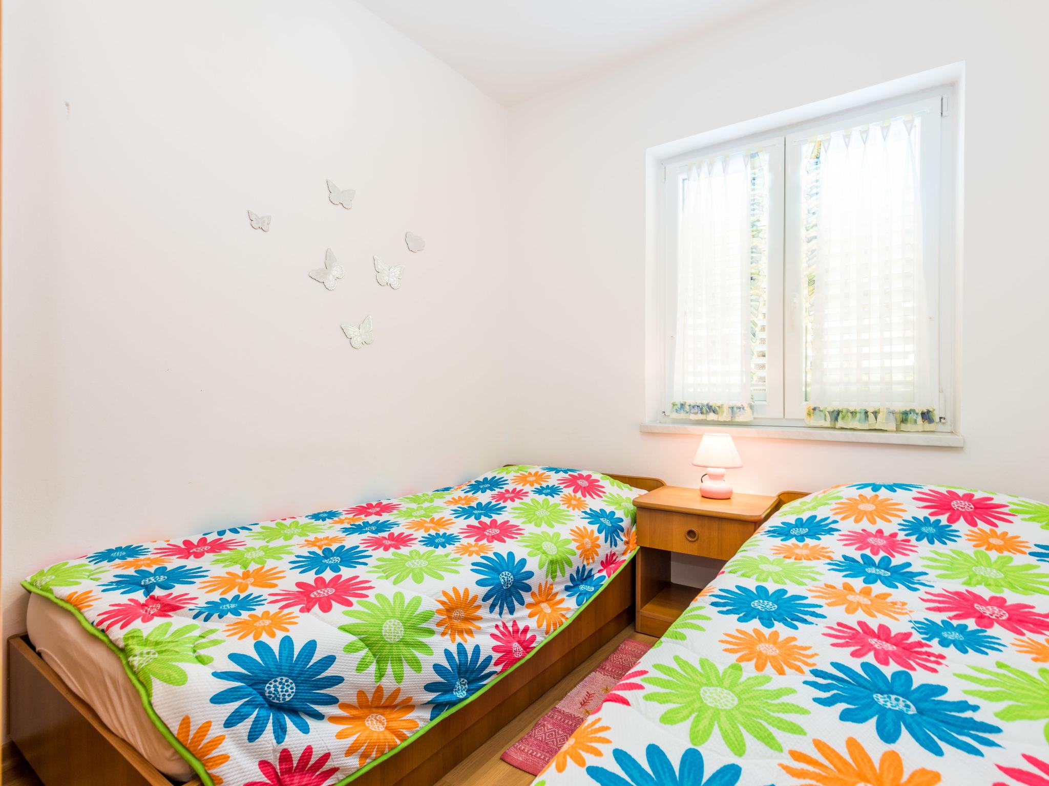 Foto 11 - Appartamento con 3 camere da letto a Vodnjan con piscina privata e giardino