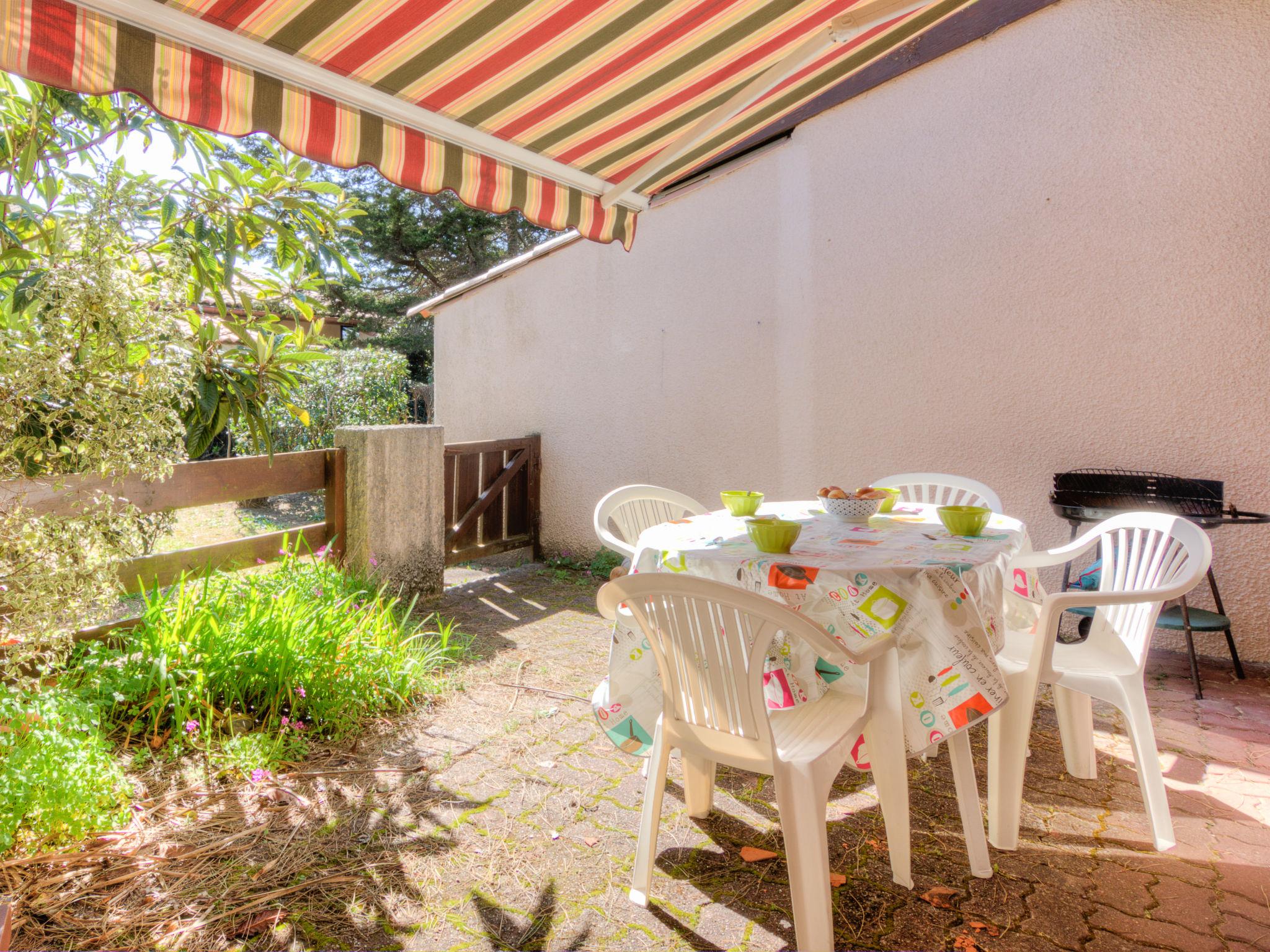 Photo 13 - Maison de 1 chambre à Seignosse avec terrasse et vues à la mer