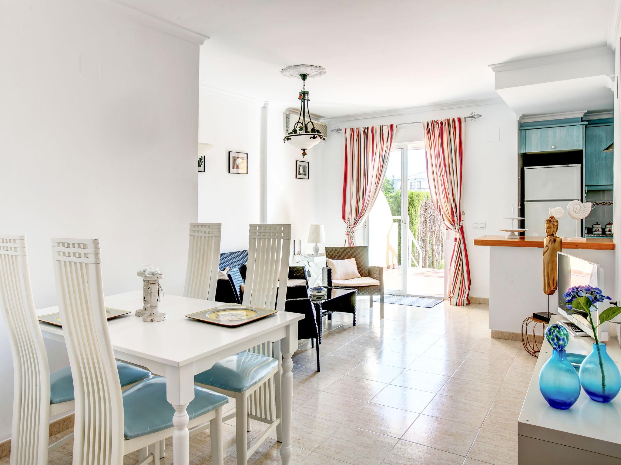 Photo 6 - 2 bedroom Apartment in Dénia with swimming pool and garden