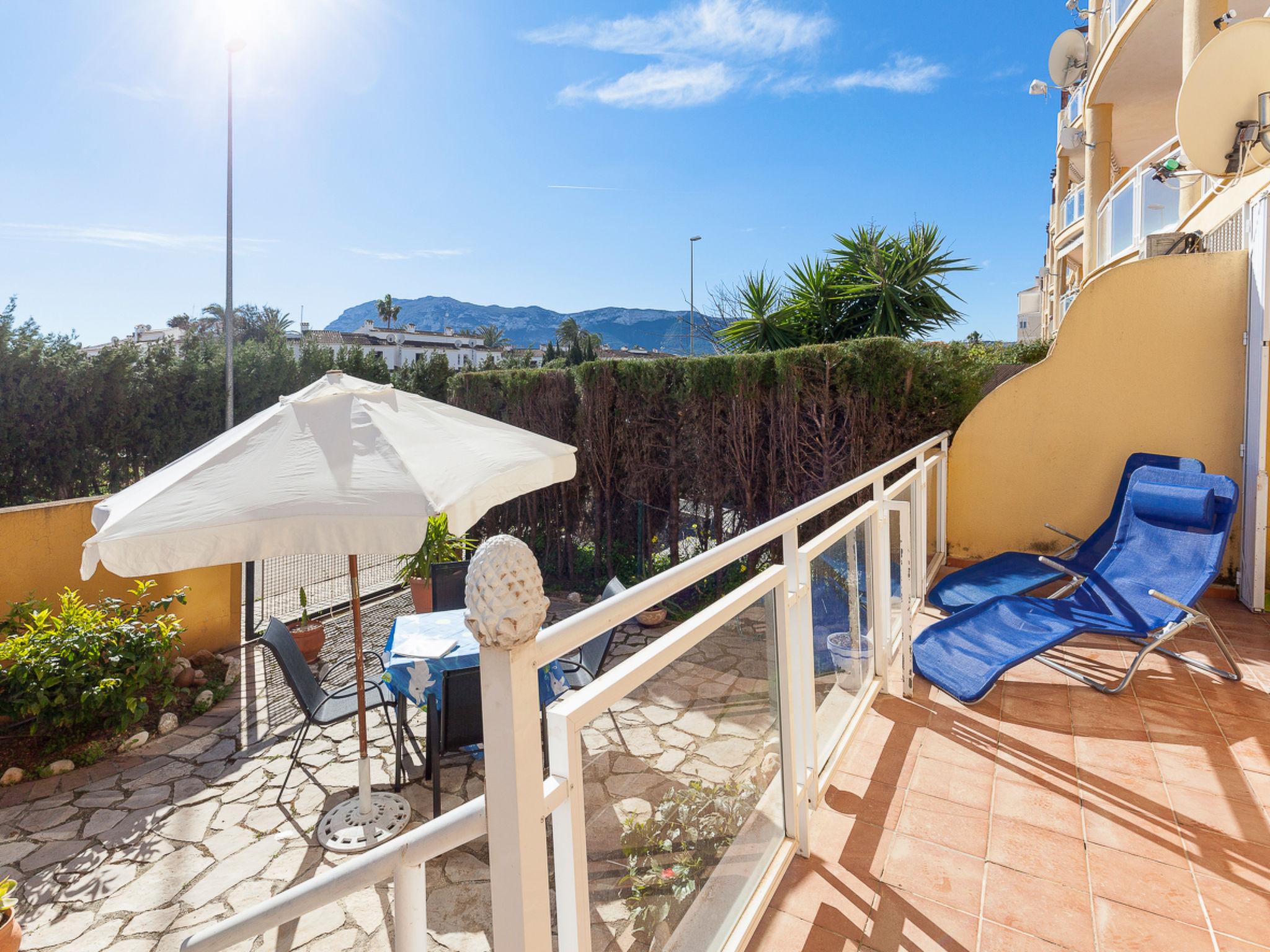 Foto 5 - Apartamento de 2 habitaciones en Dénia con piscina y vistas al mar