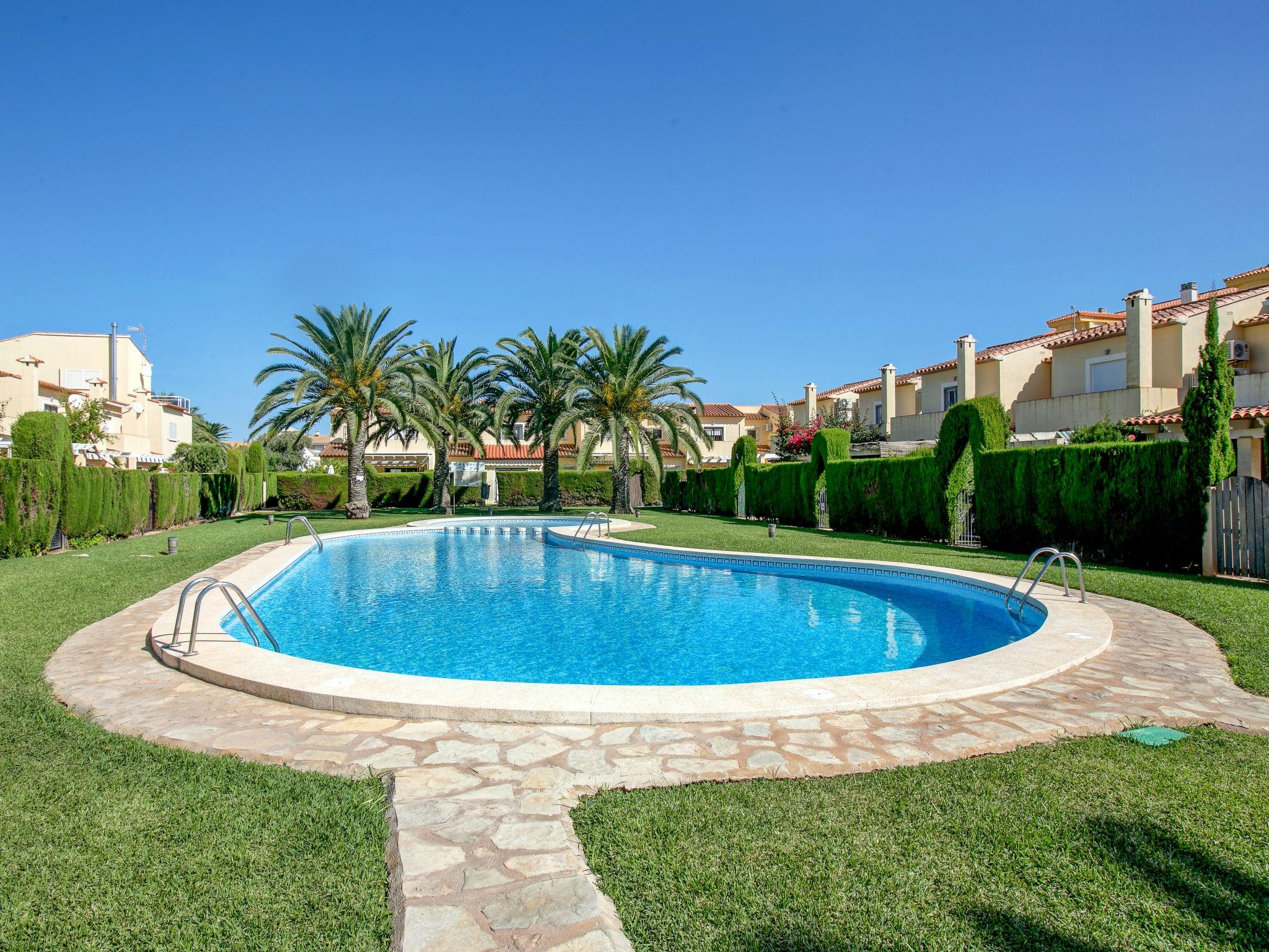 Photo 19 - Appartement de 2 chambres à Dénia avec piscine et vues à la mer