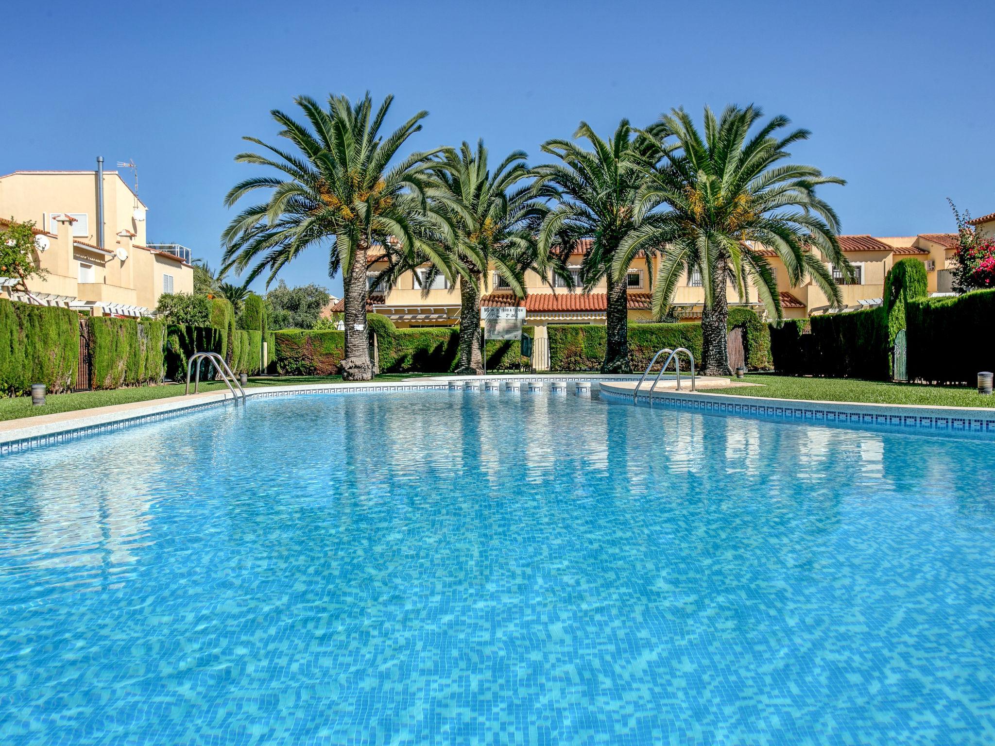 Photo 1 - Appartement de 2 chambres à Dénia avec piscine et vues à la mer