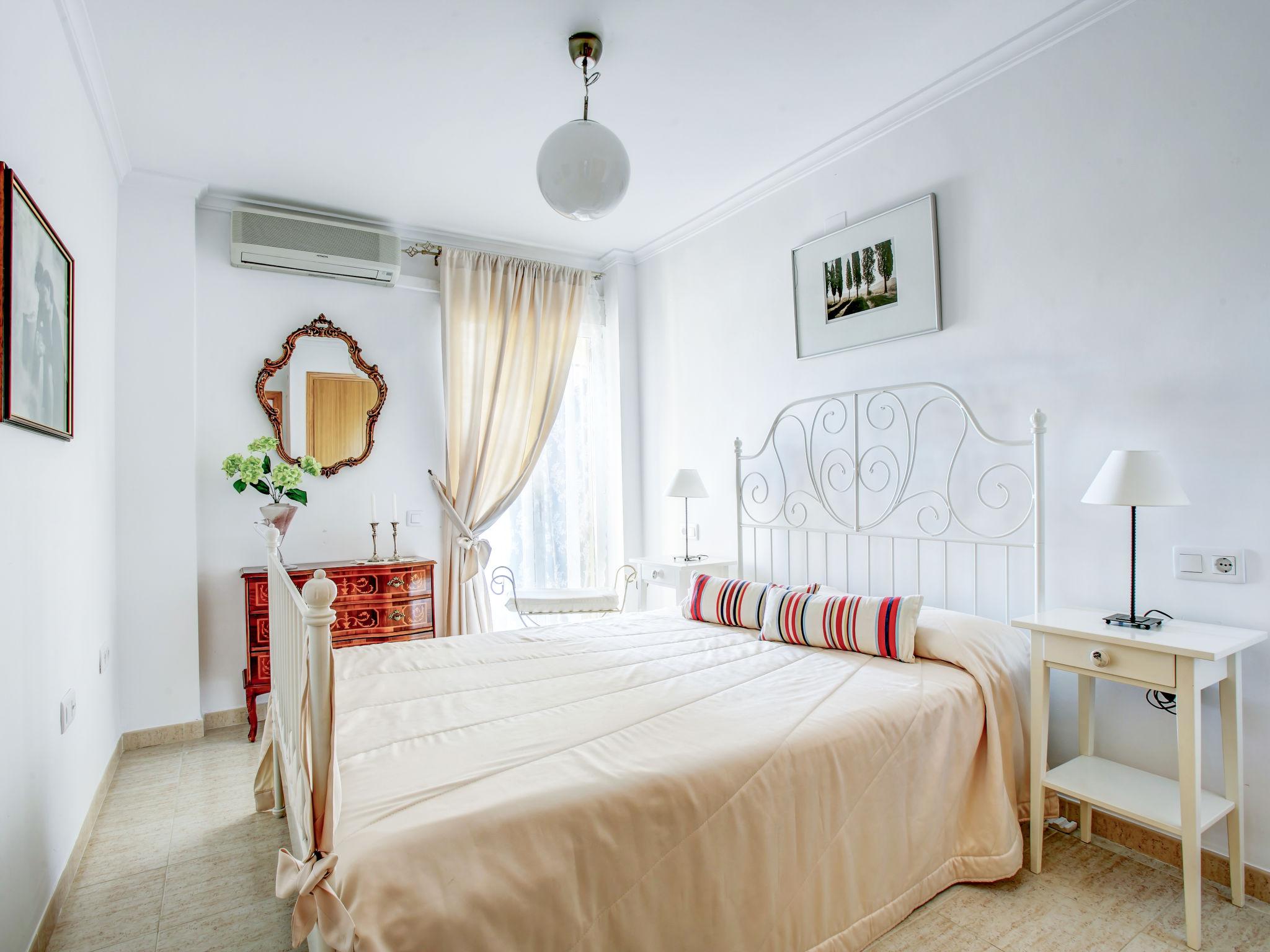 Foto 14 - Appartamento con 2 camere da letto a Dénia con piscina e vista mare