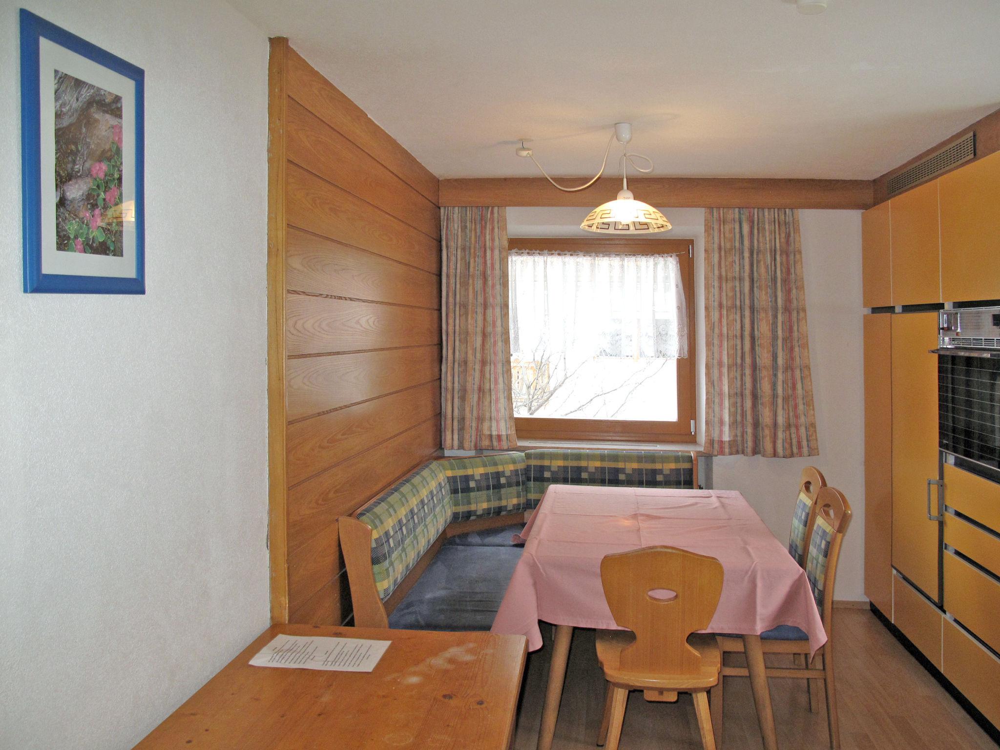 Photo 9 - Appartement de 3 chambres à Graun im Vinschgau avec terrasse et vues sur la montagne