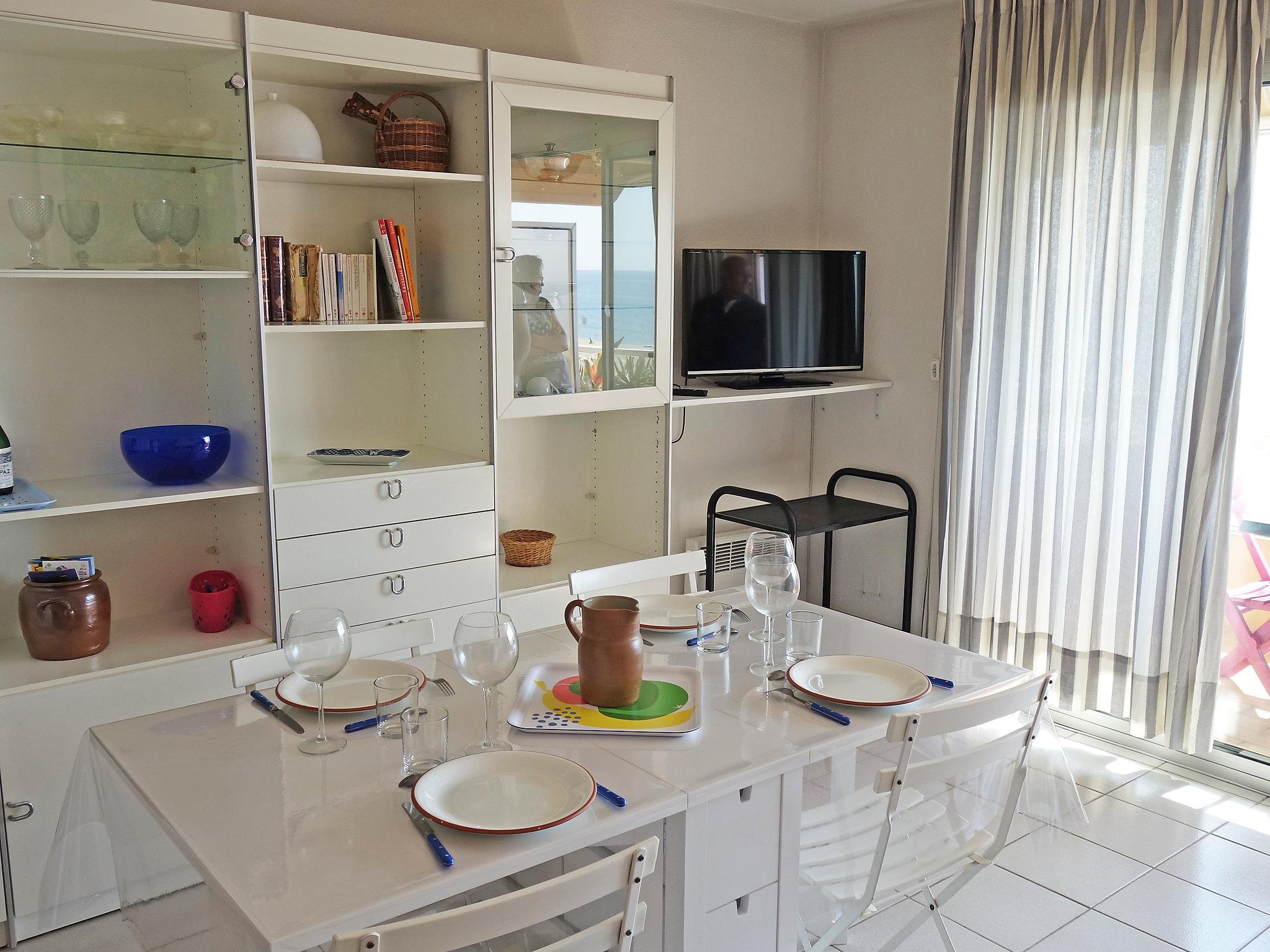 Photo 6 - 1 bedroom Apartment in Canet-en-Roussillon with terrace