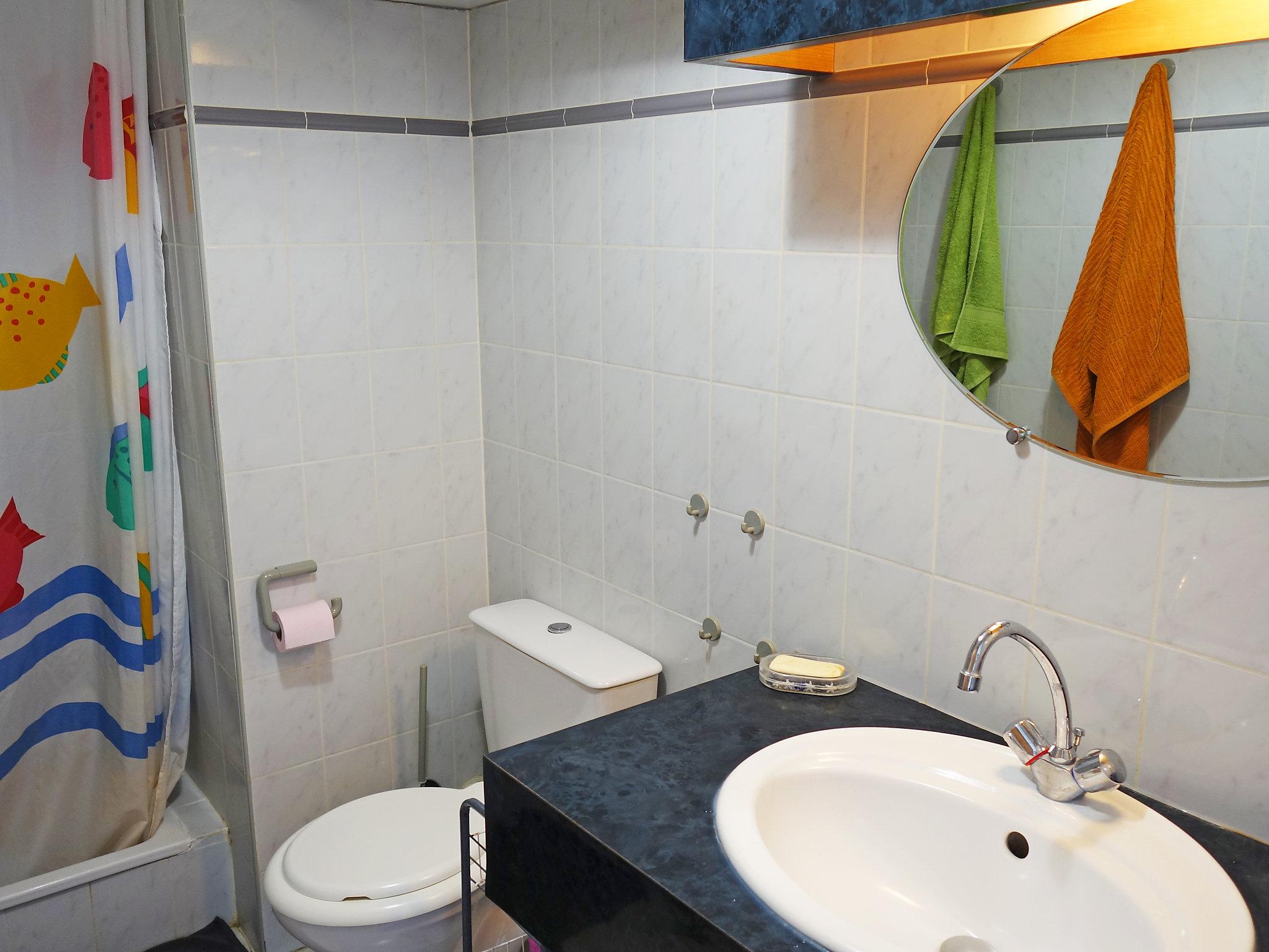 Foto 12 - Apartment mit 1 Schlafzimmer in Canet-en-Roussillon mit terrasse