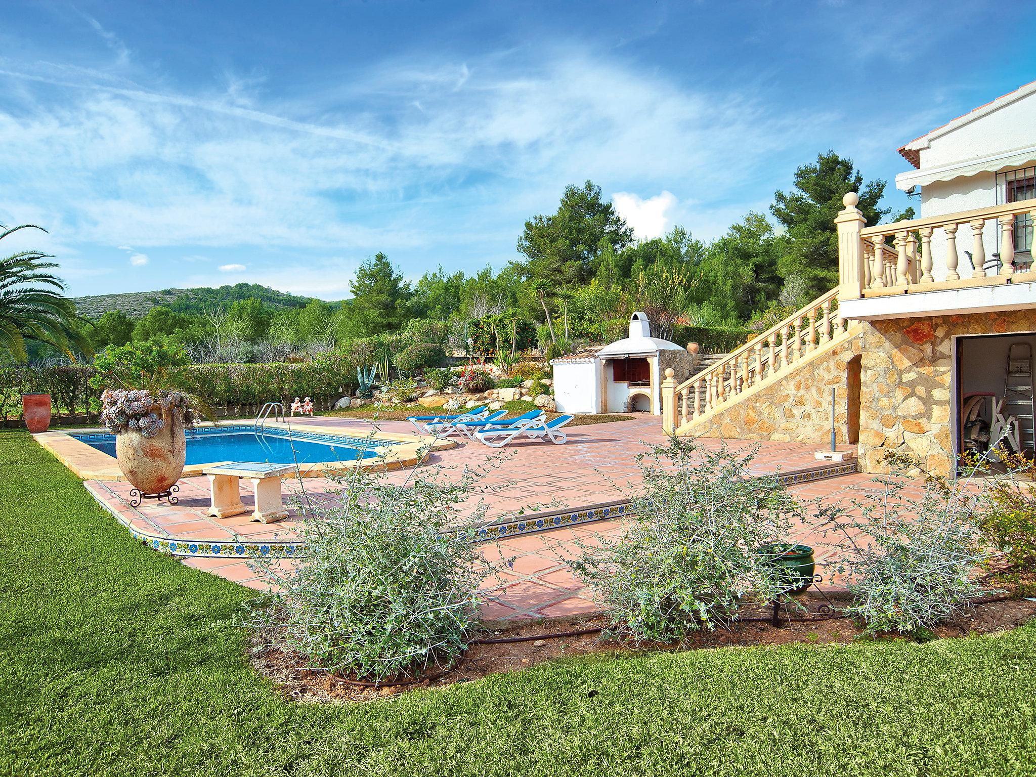 Foto 2 - Casa con 3 camere da letto a Jávea con piscina privata e giardino