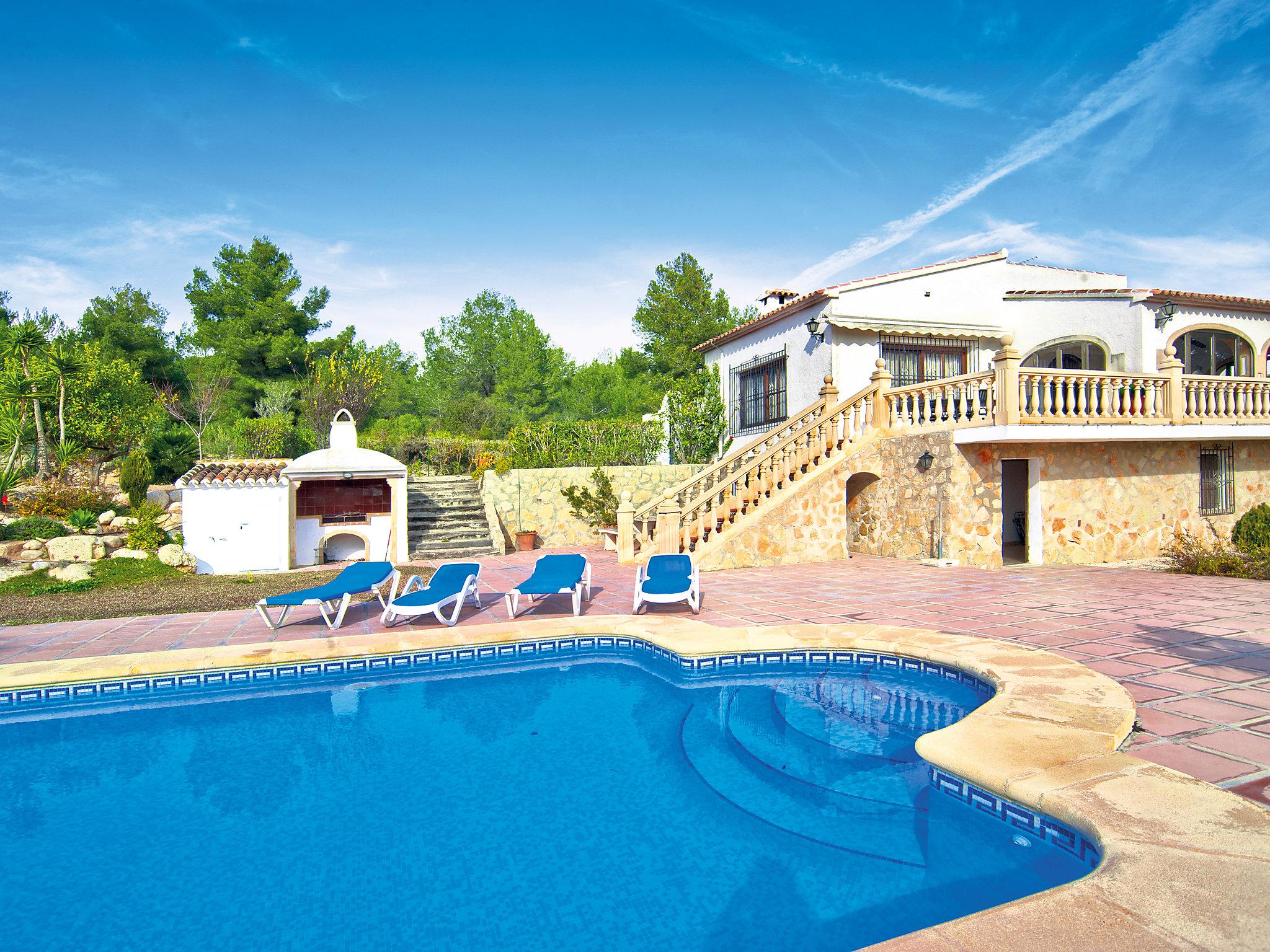 Photo 15 - Maison de 3 chambres à Jávea avec piscine privée et jardin