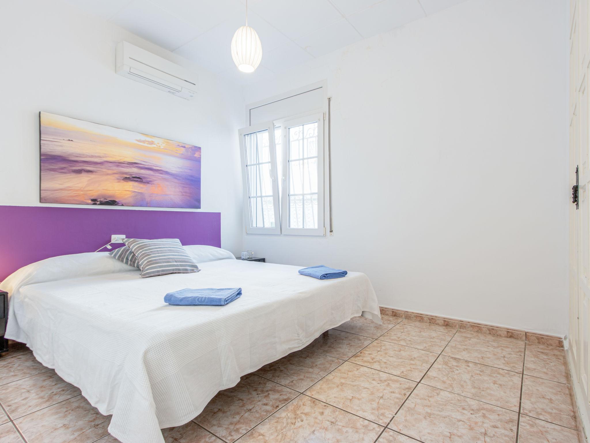Photo 18 - Maison de 7 chambres à Castelló d'Empúries avec piscine privée et vues à la mer