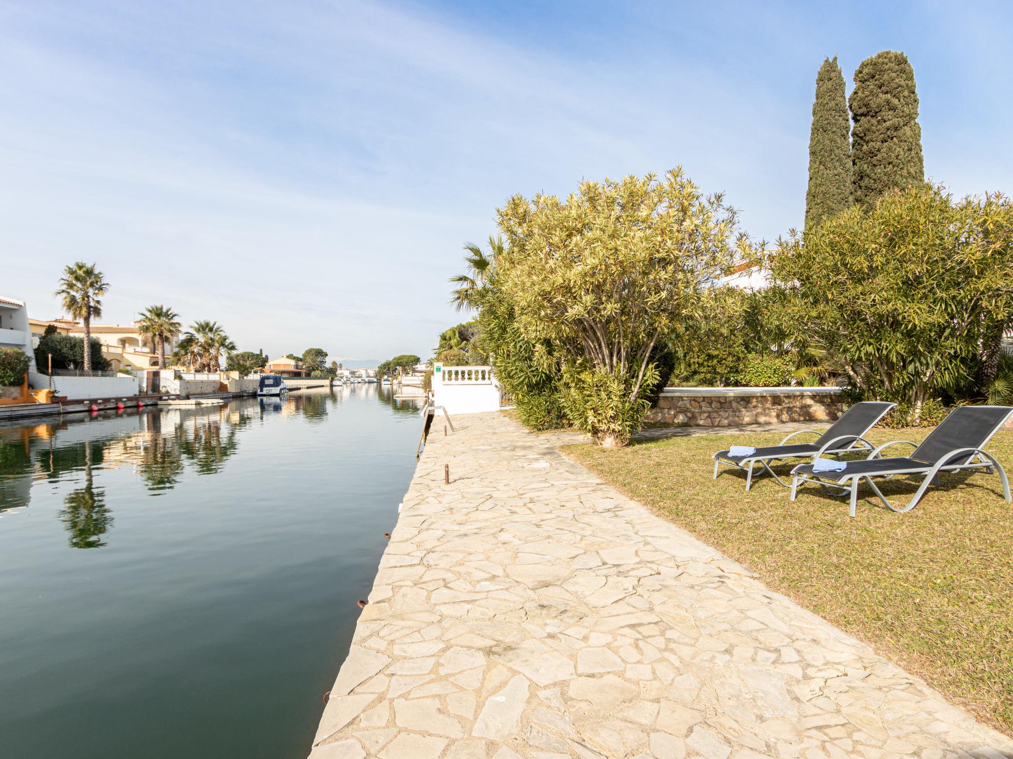 Foto 53 - Casa con 7 camere da letto a Castelló d'Empúries con piscina privata e vista mare