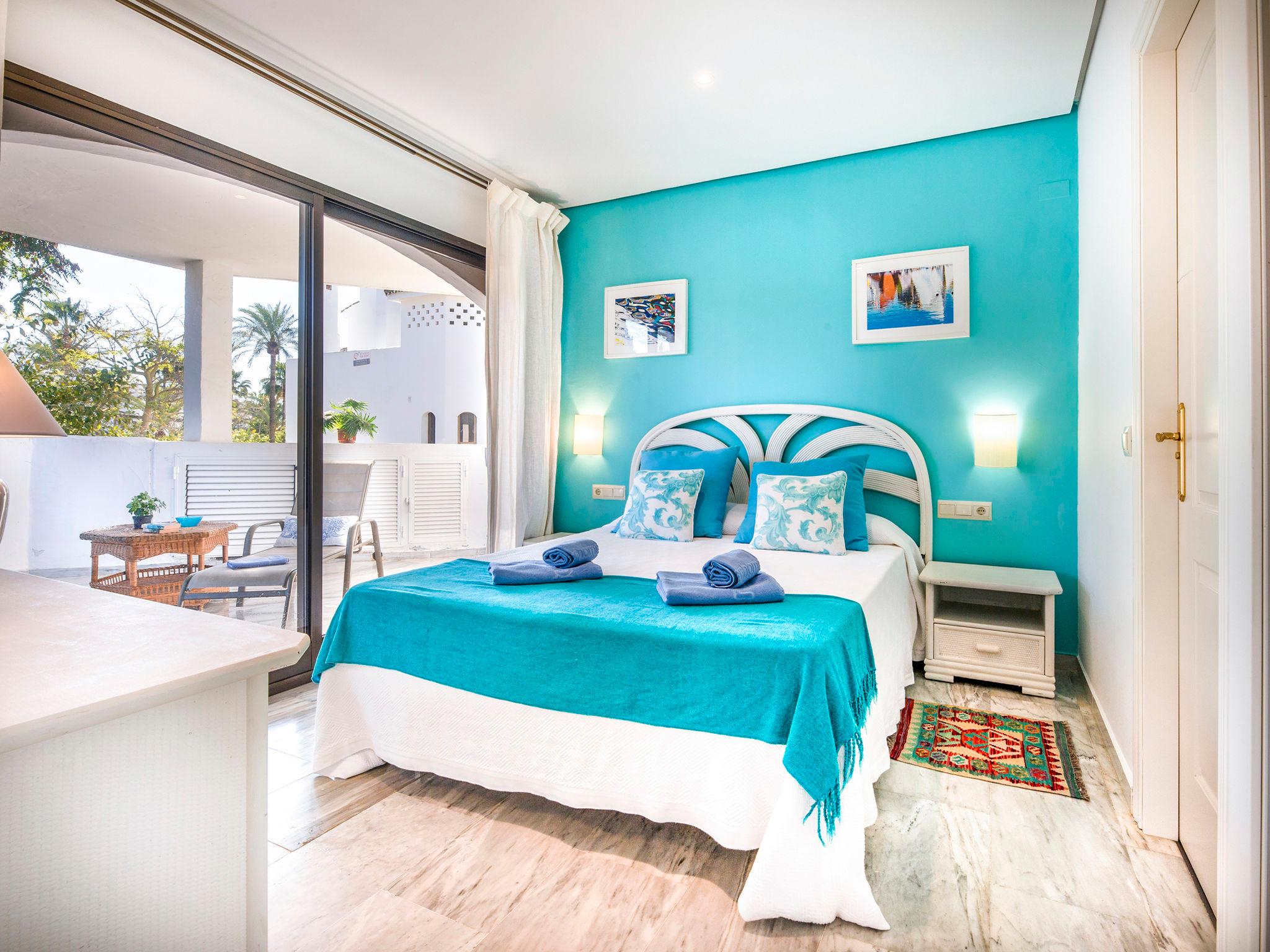 Foto 11 - Appartamento con 2 camere da letto a Marbella con piscina e vista mare