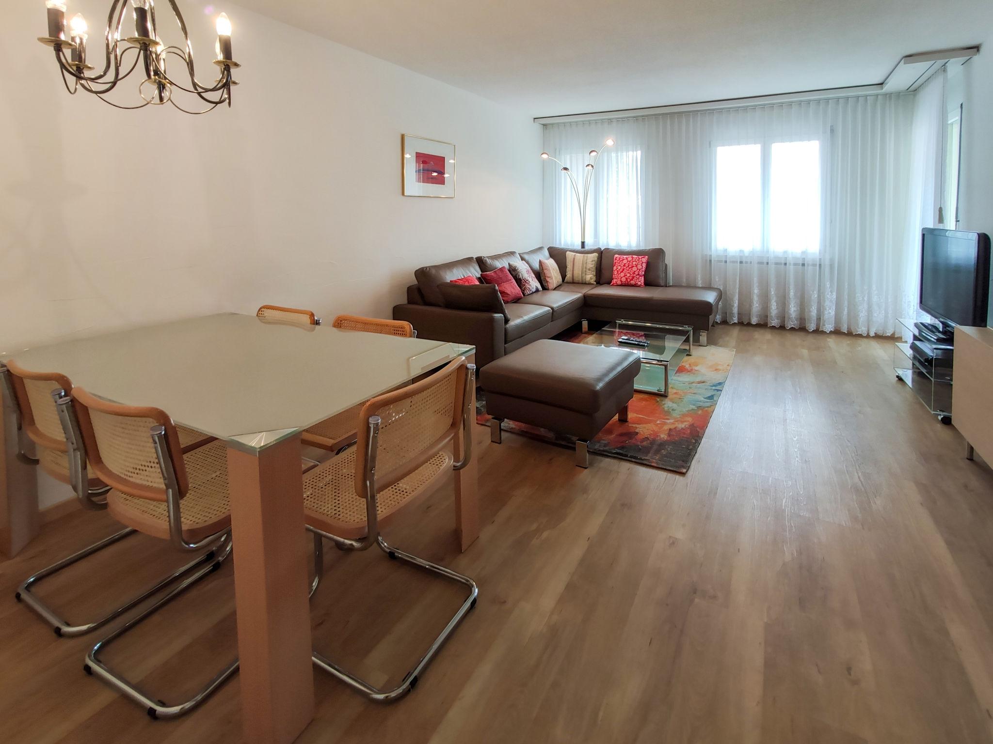 Foto 6 - Apartamento de 2 quartos em Davos com jardim e vista para a montanha