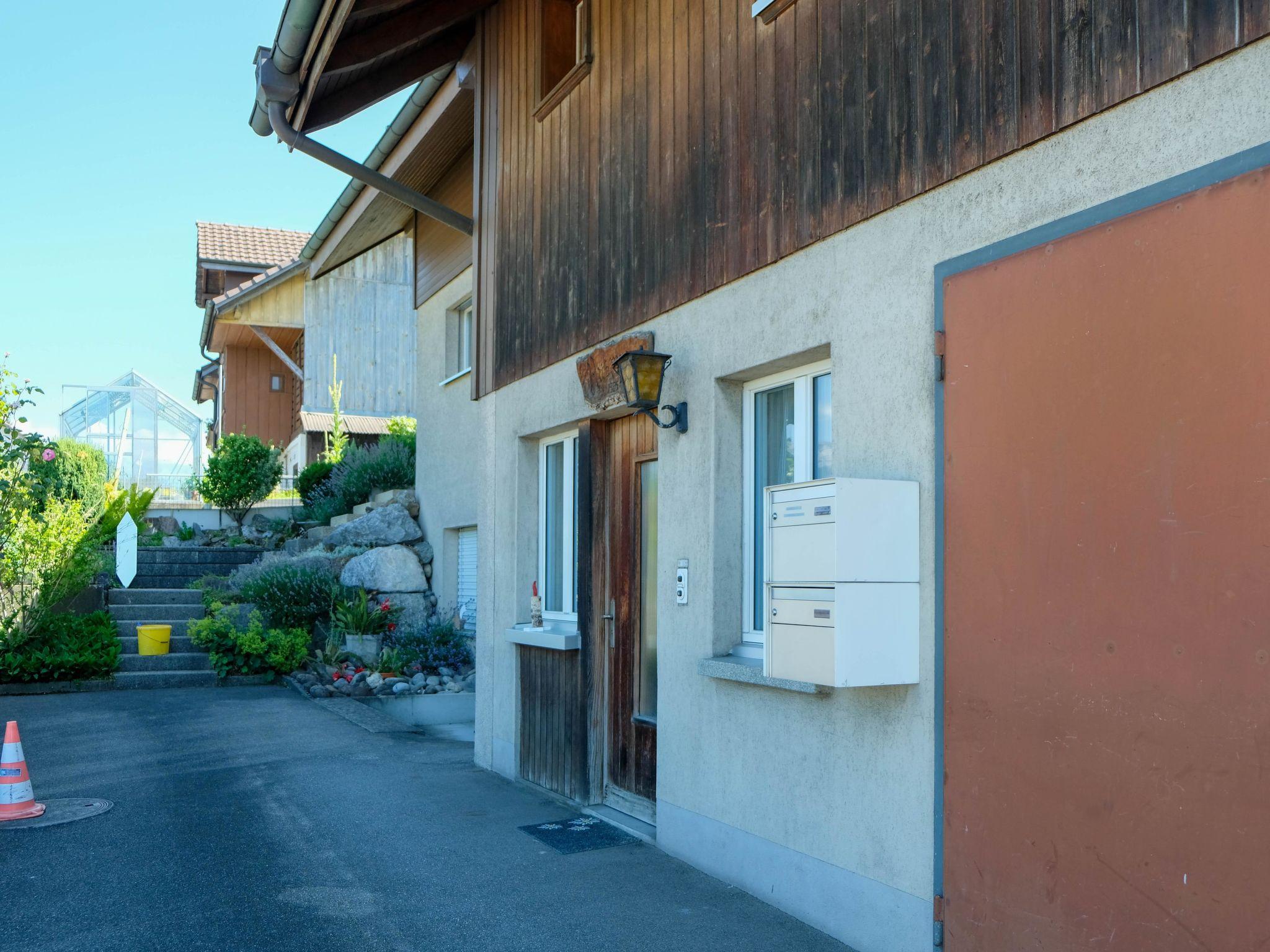 Photo 11 - Appartement de 3 chambres à Spiez avec jardin