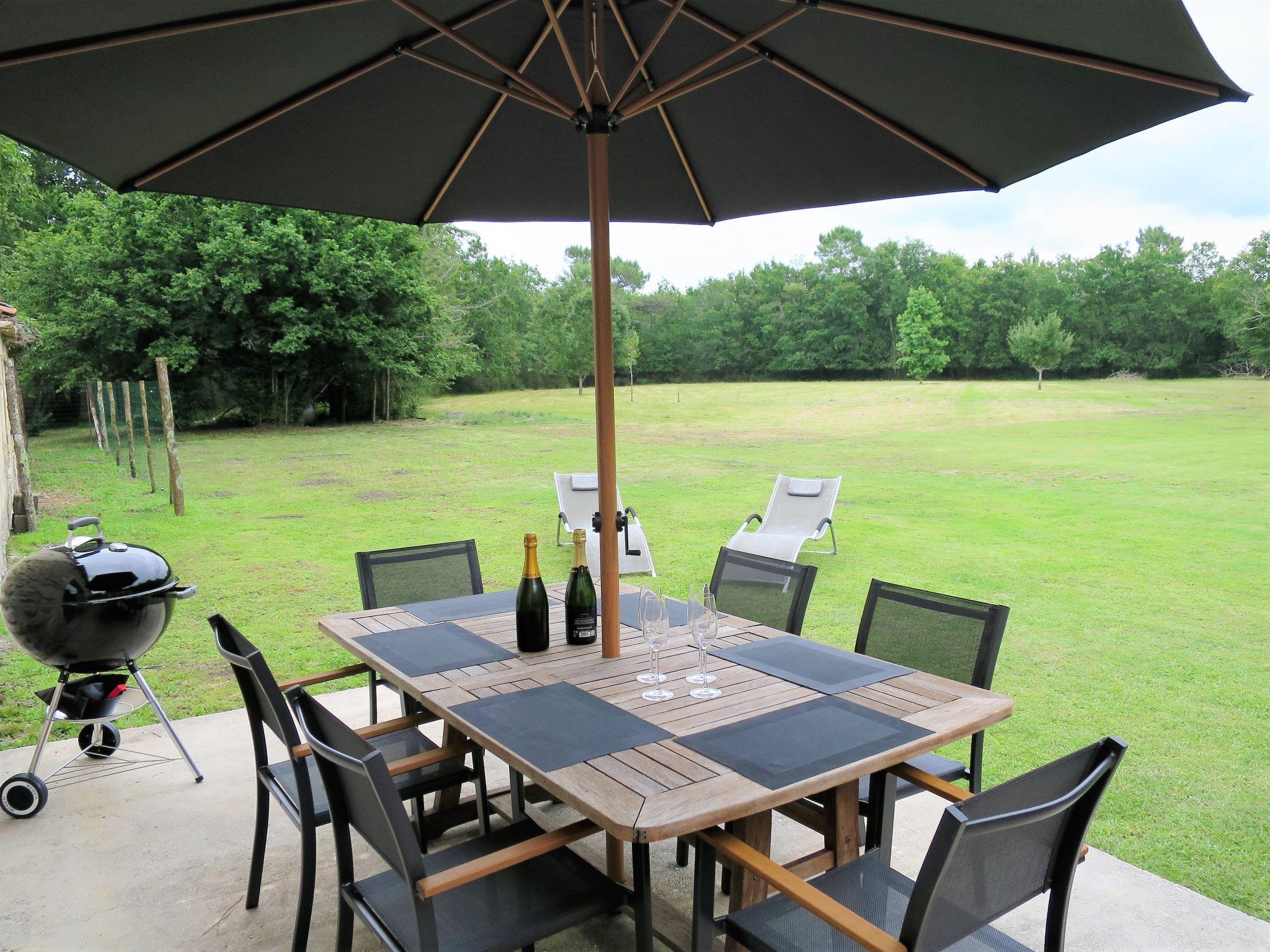 Foto 1 - Haus mit 2 Schlafzimmern in Naujac-sur-Mer mit privater pool und blick aufs meer