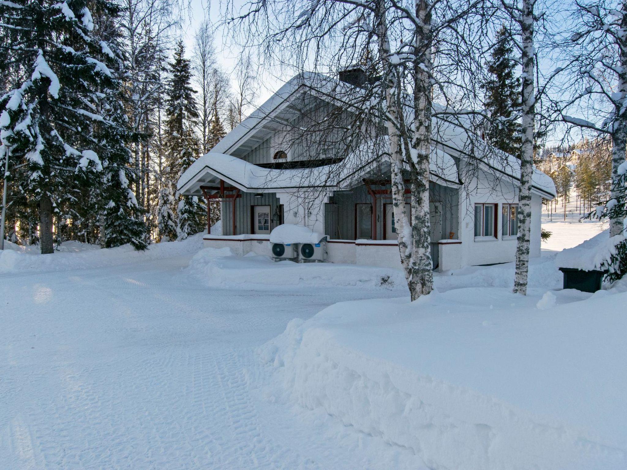 Foto 1 - Casa de 1 habitación en Hyrynsalmi con sauna