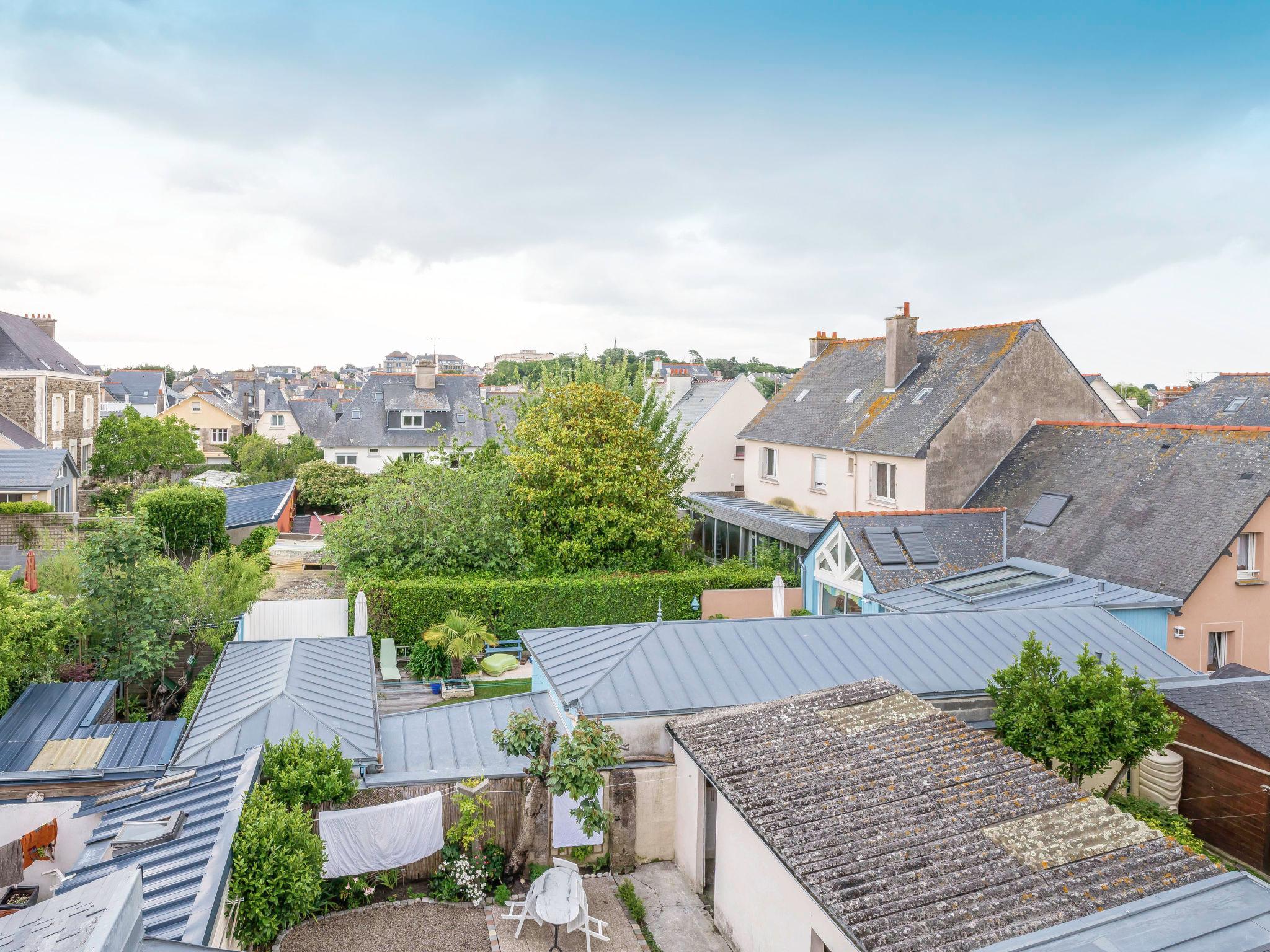 Foto 10 - Apartment mit 1 Schlafzimmer in Saint-Malo mit blick aufs meer