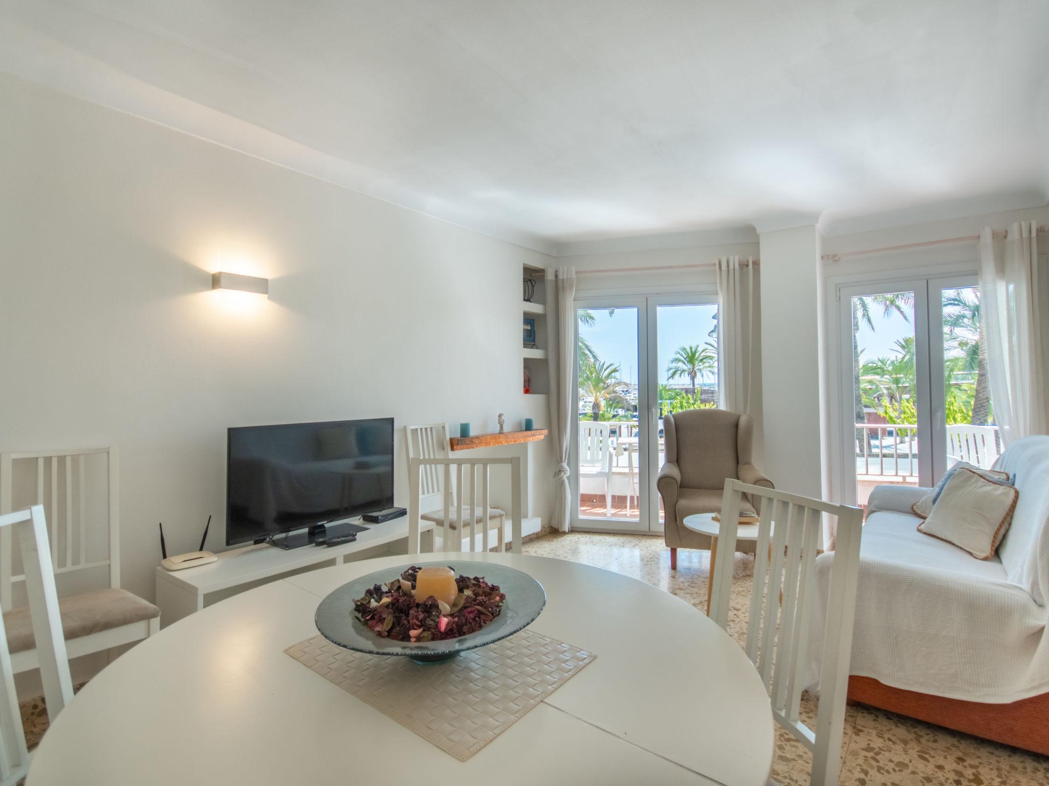 Photo 4 - 3 bedroom Apartment in Alcúdia with sea view