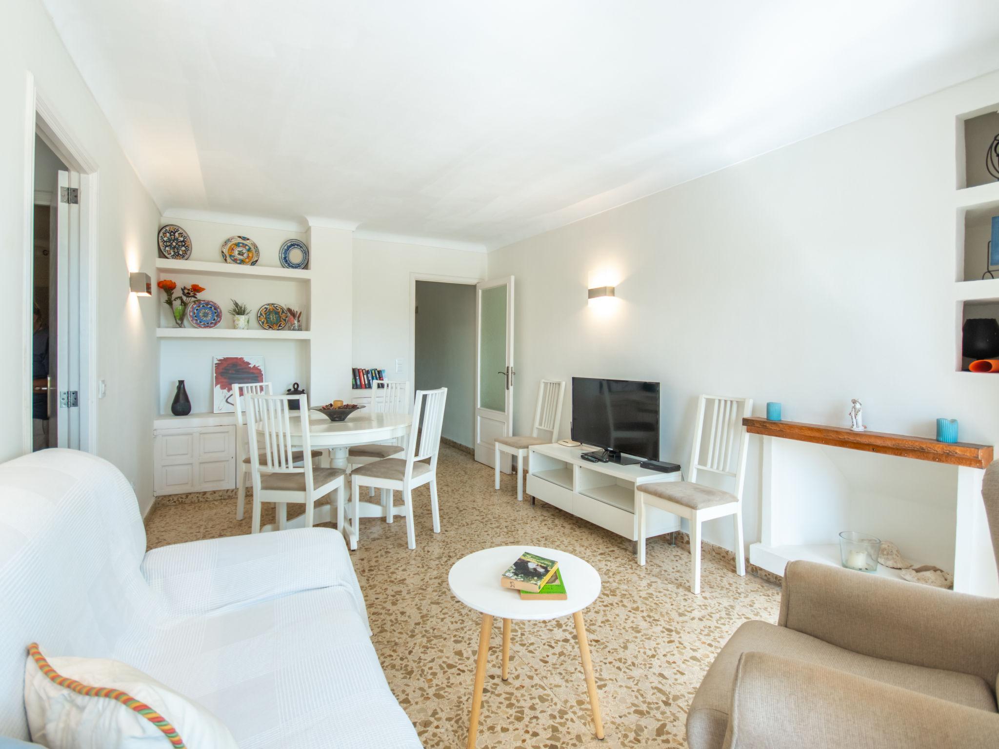 Foto 6 - Appartamento con 3 camere da letto a Alcúdia con vista mare