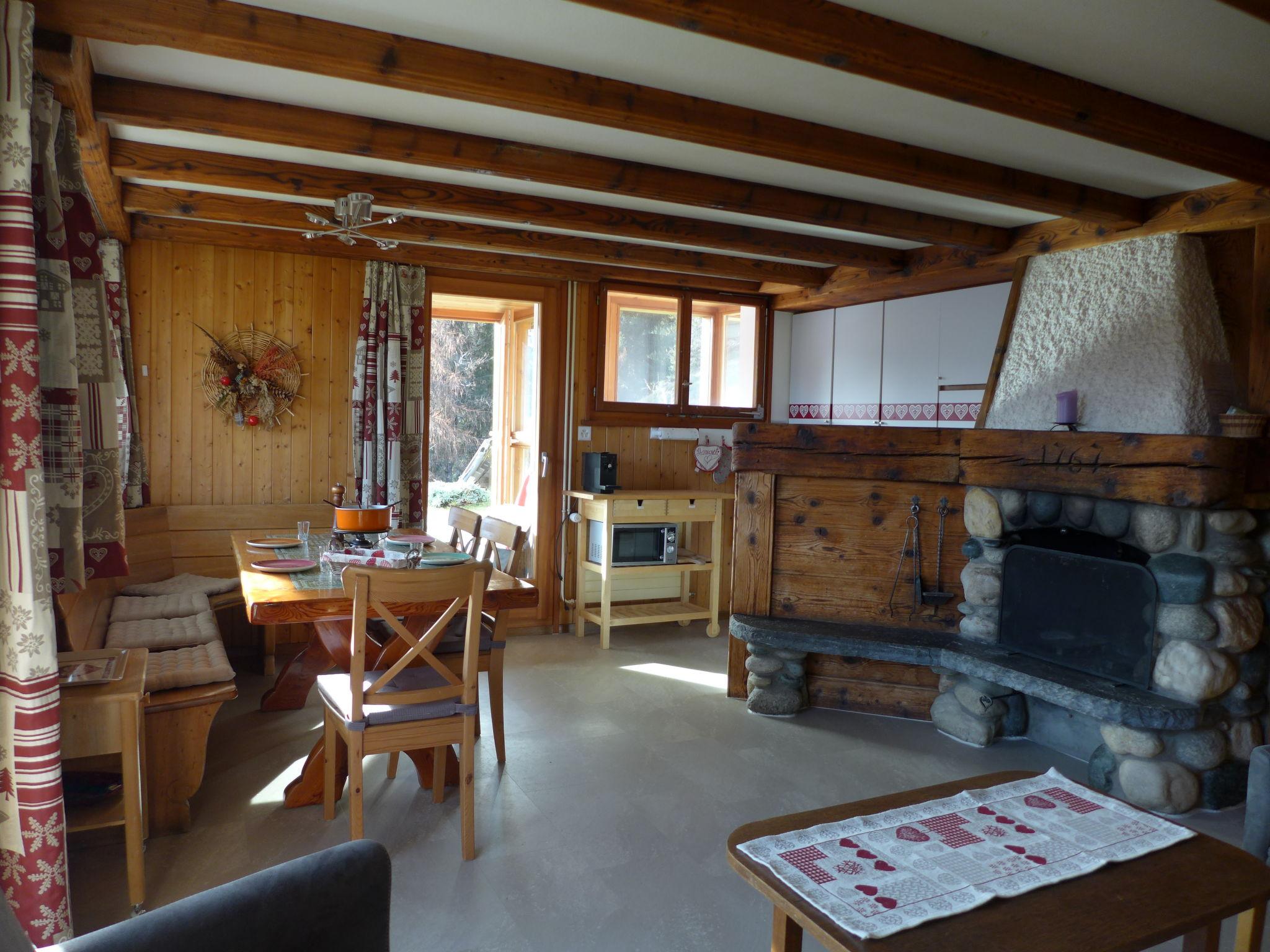 Photo 3 - 2 bedroom Apartment in Val de Bagnes with garden and mountain view