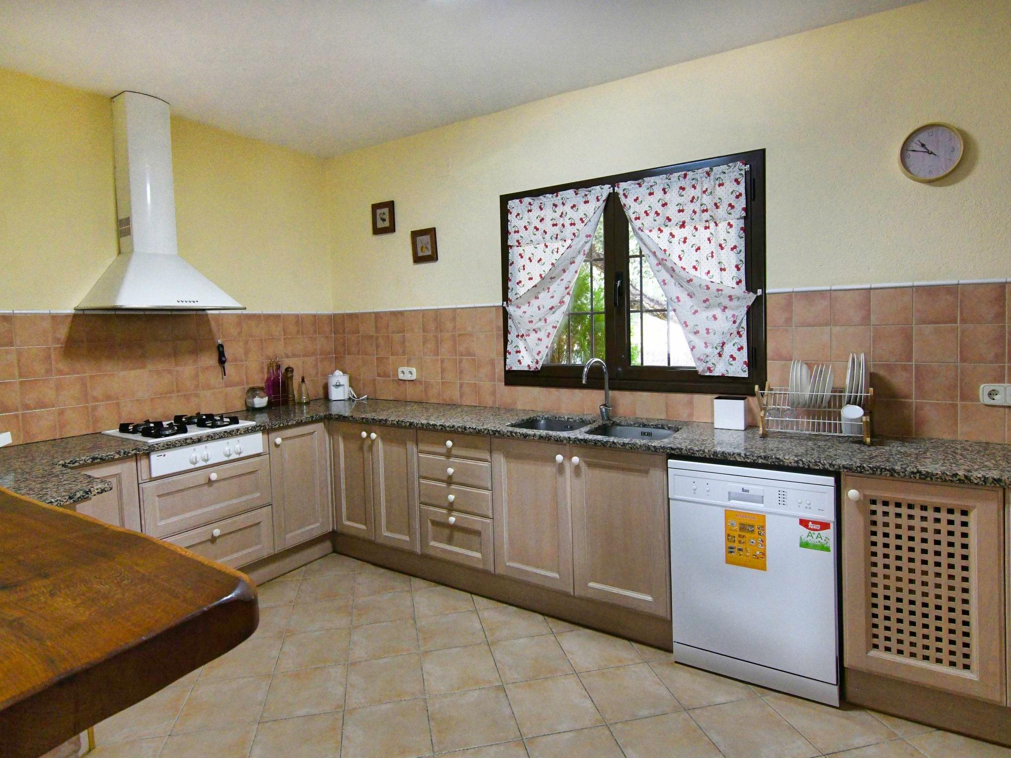 Photo 4 - 2 bedroom House in Calonge i Sant Antoni with private pool and garden