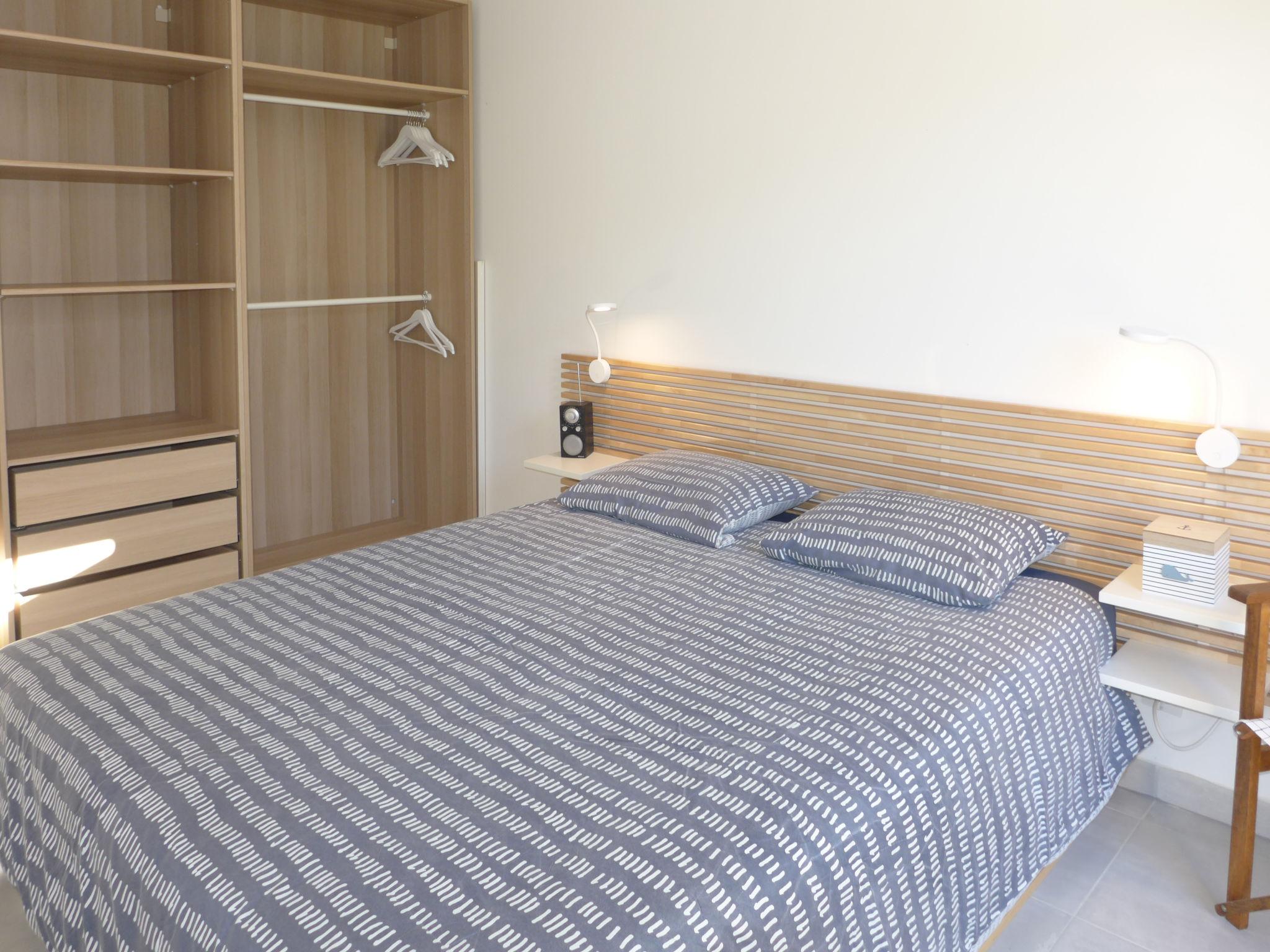 Foto 12 - Apartamento de 2 quartos em Roquebrune-sur-Argens com piscina e jardim