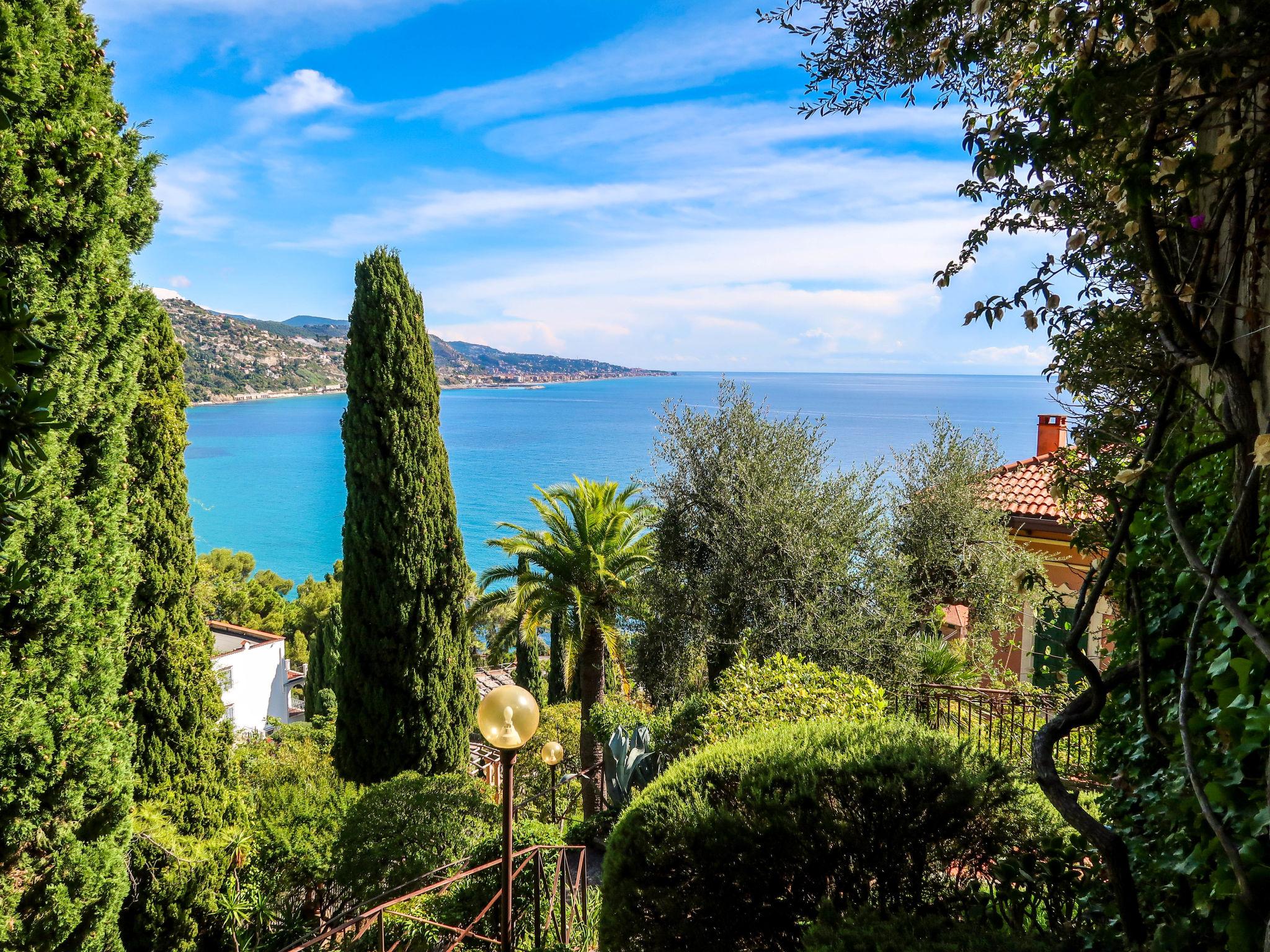 Foto 18 - Appartamento con 2 camere da letto a Ventimiglia con giardino e terrazza