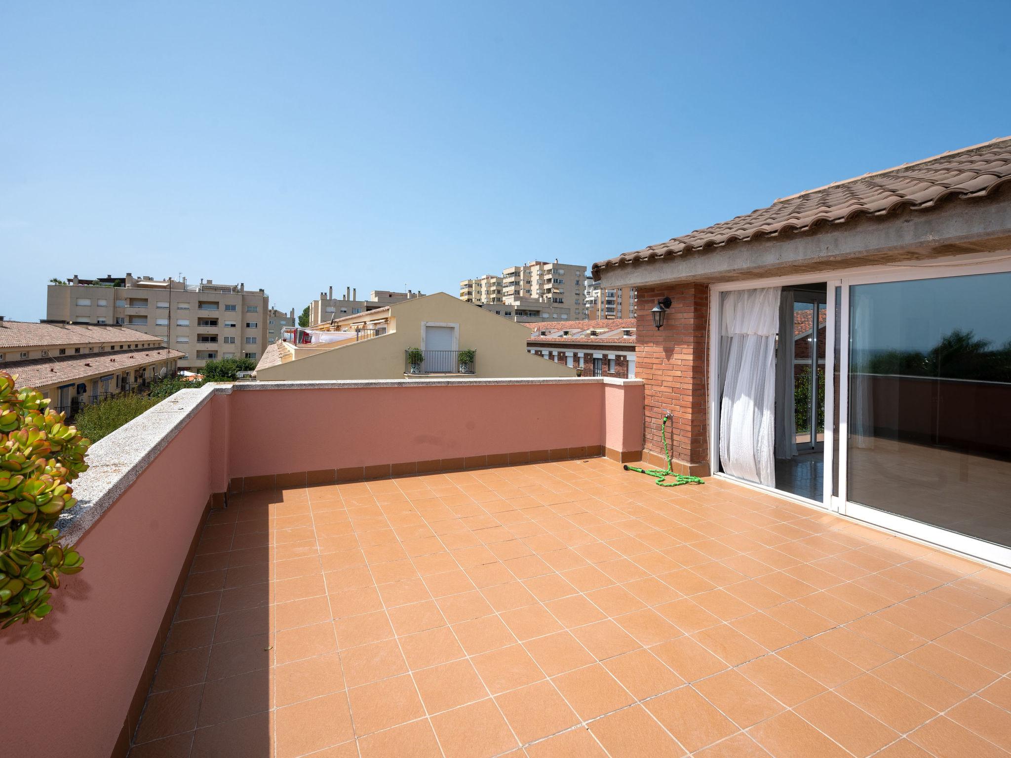 Photo 28 - Maison de 3 chambres à Vilassar de Mar avec terrasse et vues à la mer