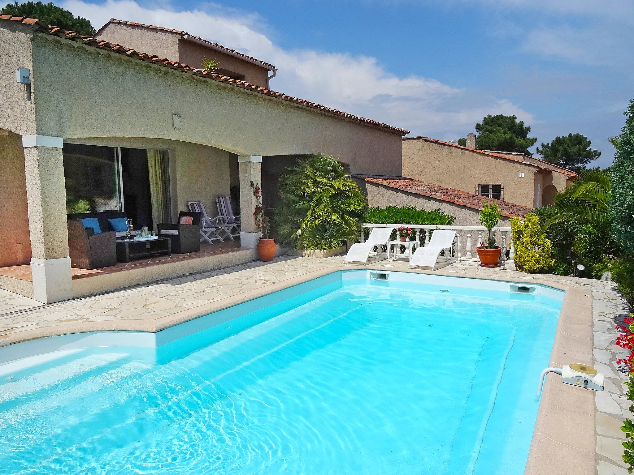 Foto 1 - Casa con 2 camere da letto a Gassin con piscina privata e vista mare