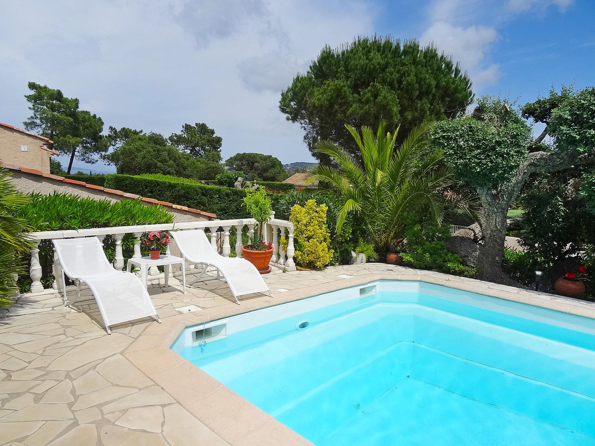 Photo 16 - Maison de 2 chambres à Gassin avec piscine privée et vues à la mer