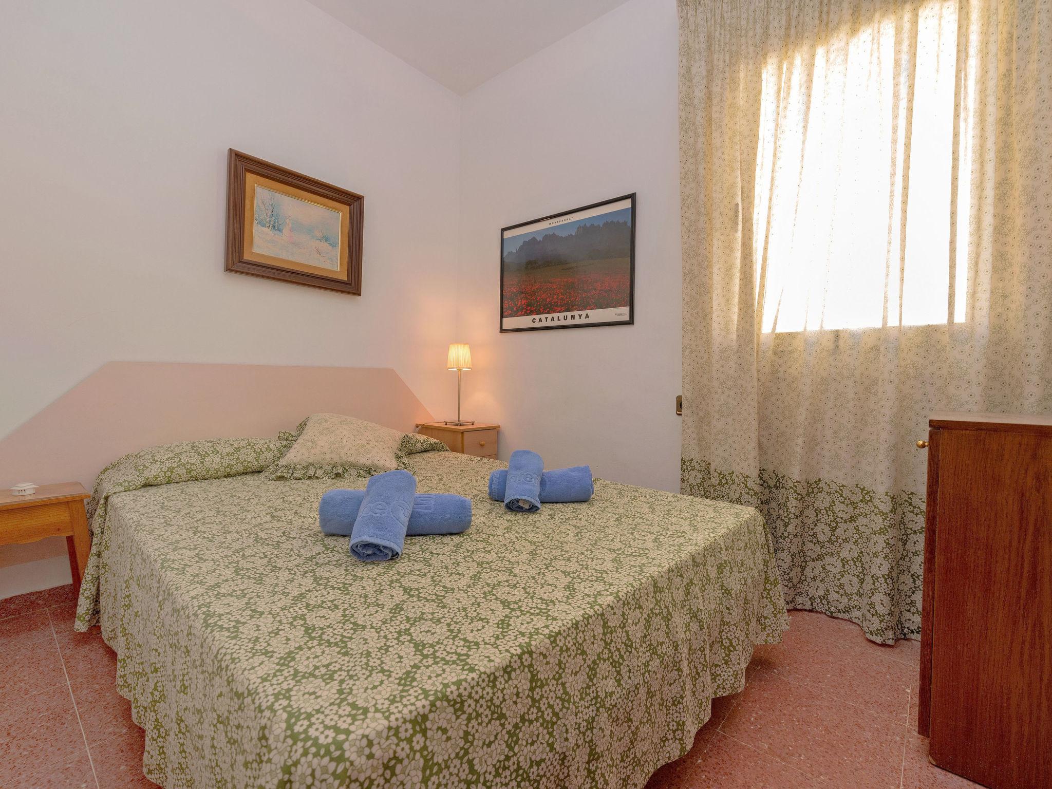 Foto 12 - Appartamento con 3 camere da letto a Calafell con terrazza e vista mare
