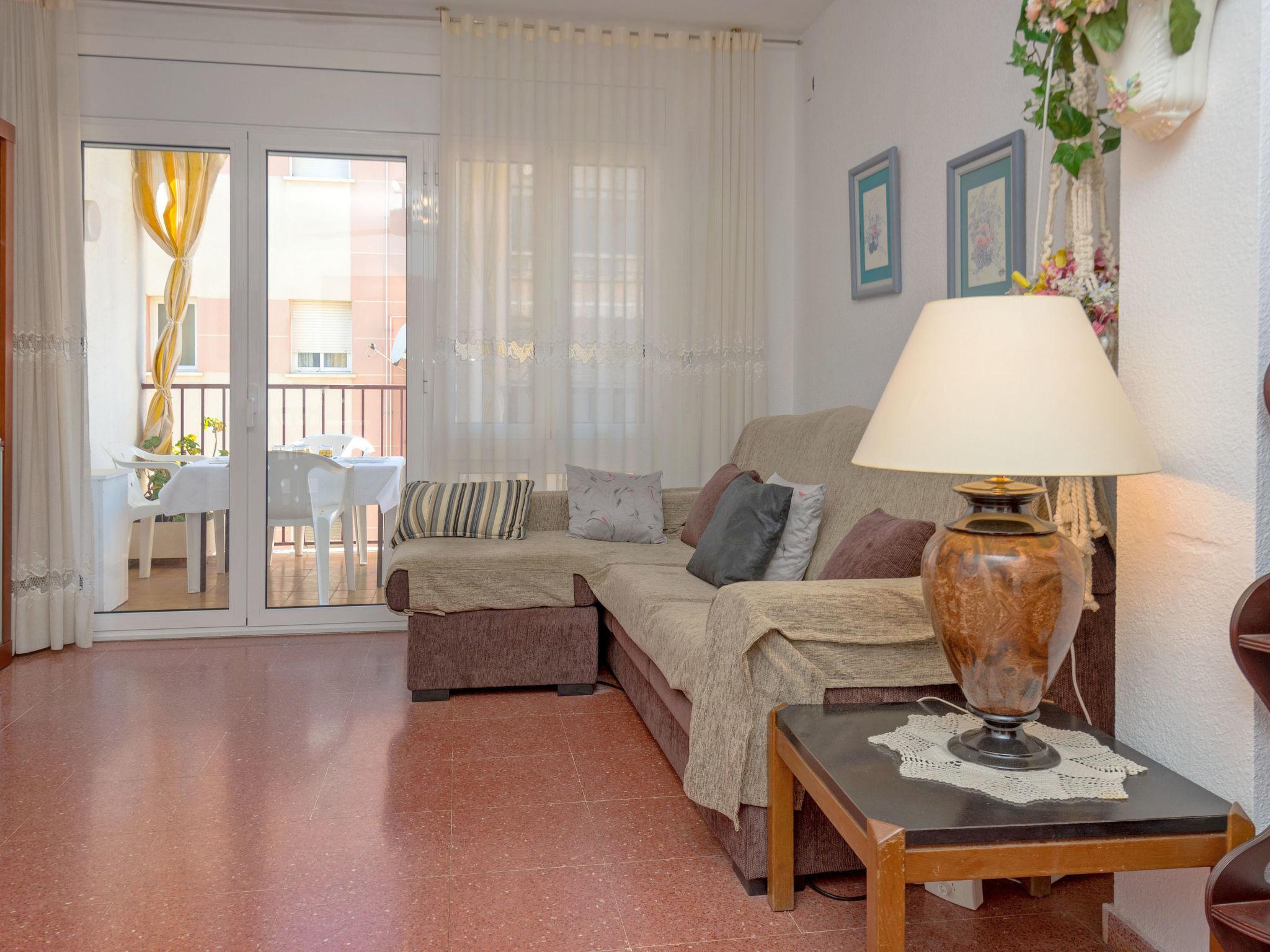 Photo 7 - 3 bedroom Apartment in Calafell with terrace and sea view