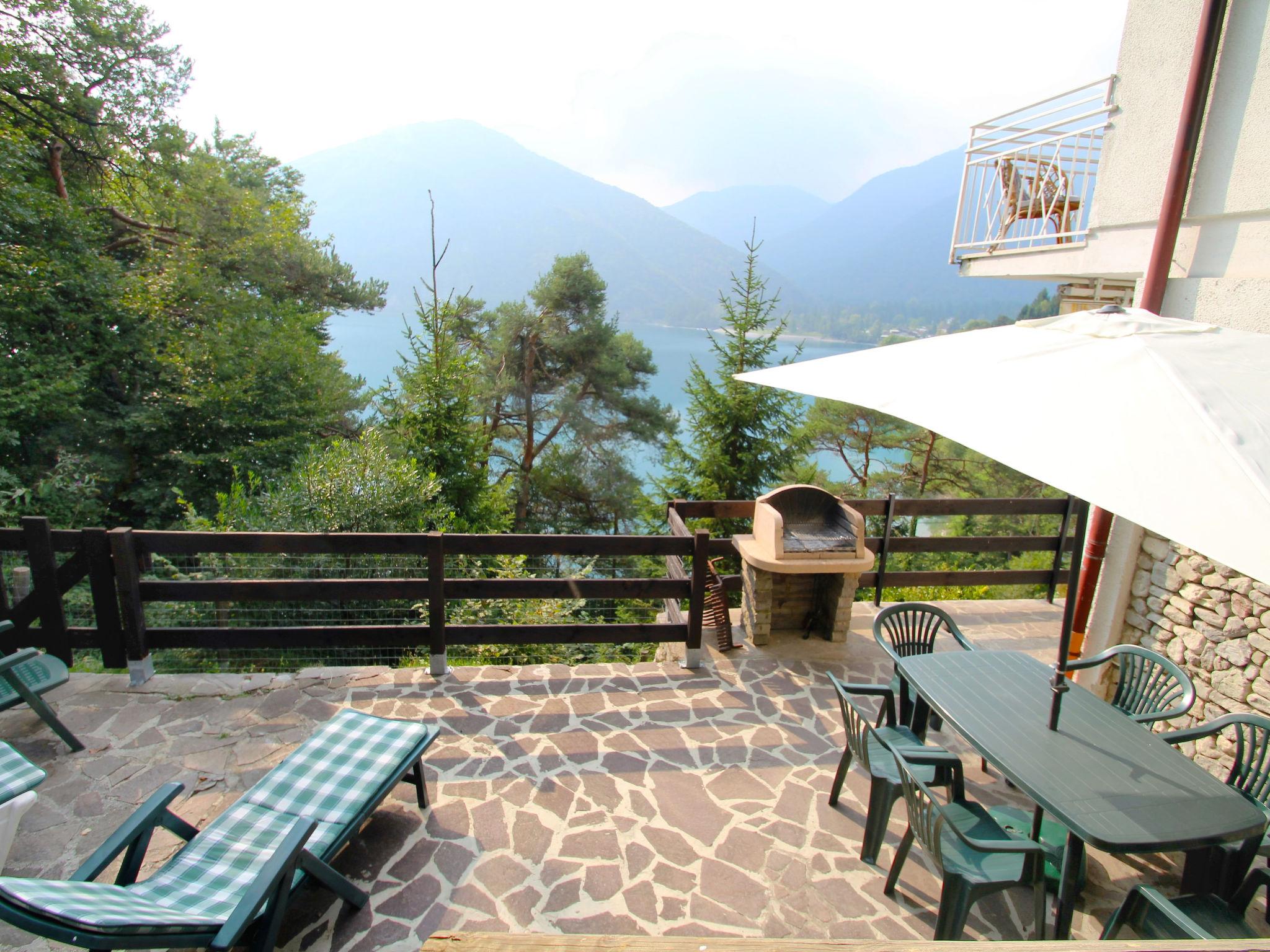 Photo 2 - Maison de 3 chambres à Ledro avec jardin et terrasse