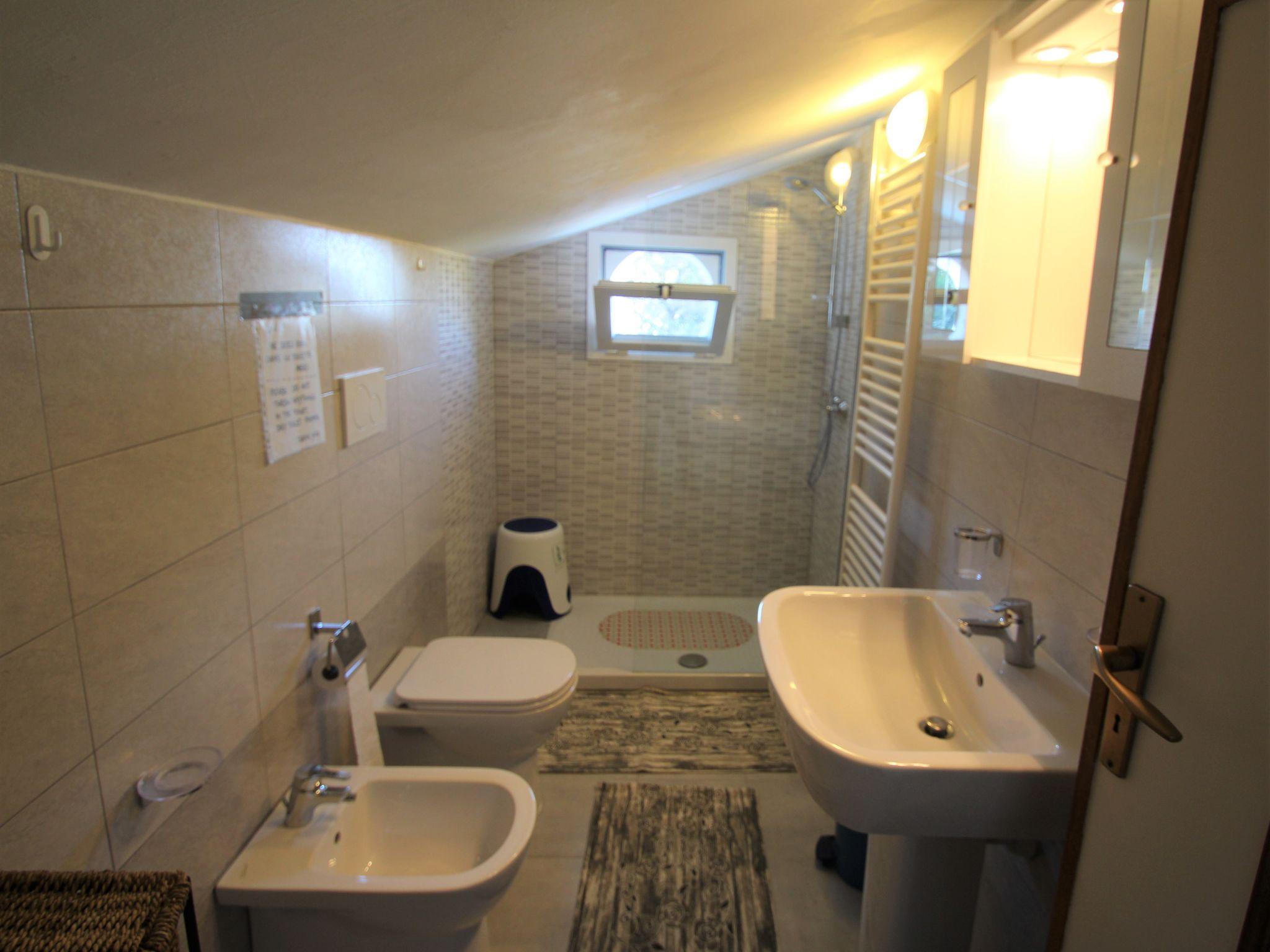 Foto 13 - Appartamento con 2 camere da letto a Ventimiglia con terrazza e vista mare
