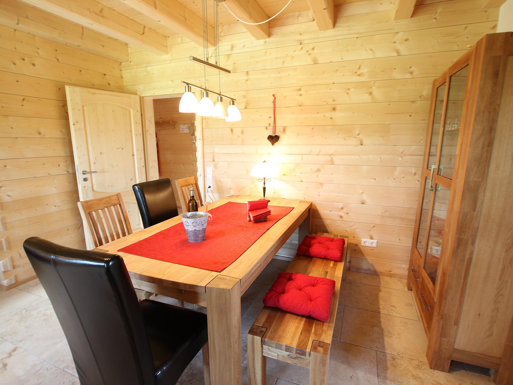 Foto 10 - Apartamento de 4 quartos em Großerlach com sauna e vista para a montanha