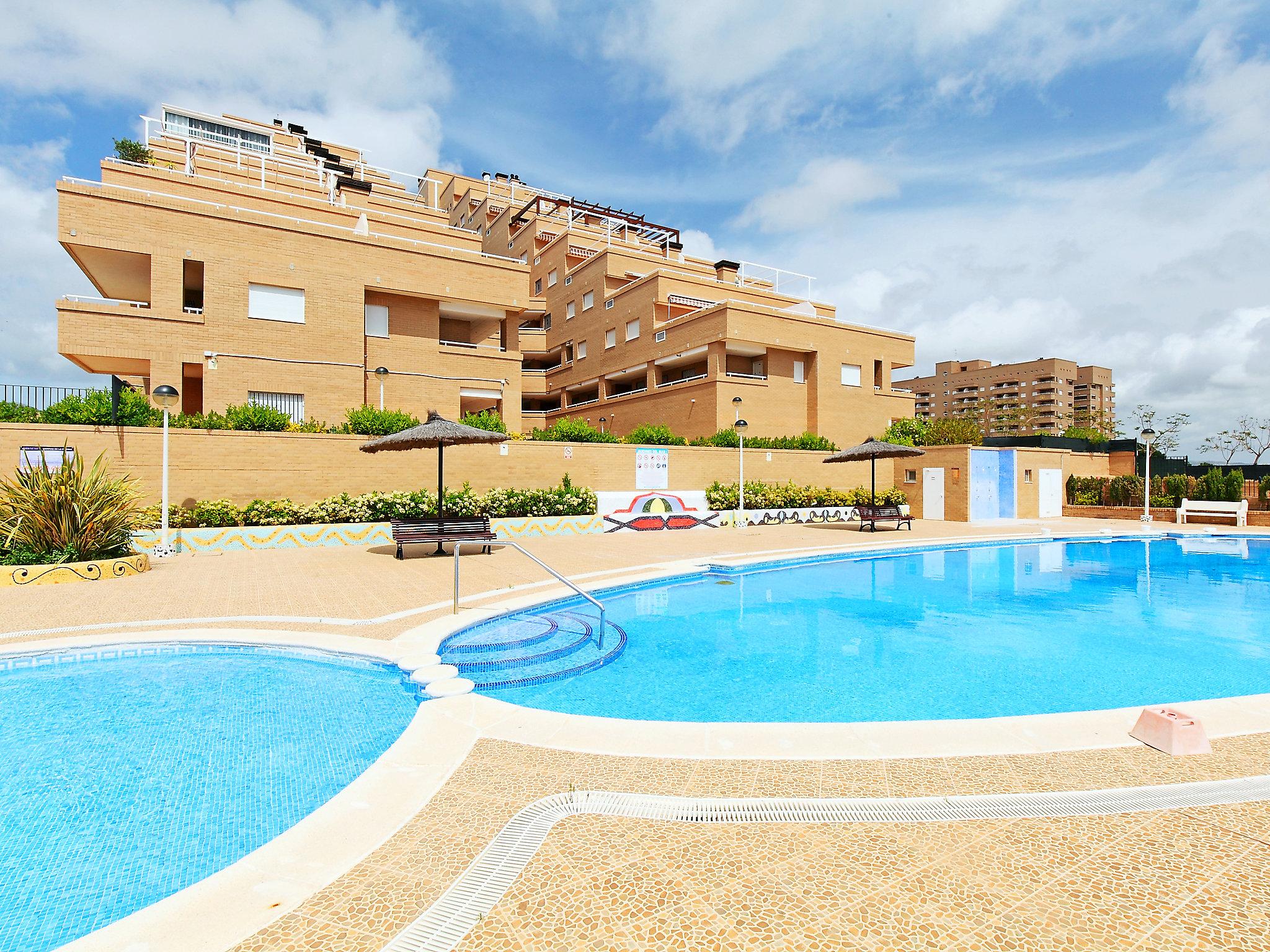 Photo 21 - 2 bedroom Apartment in Oropesa del Mar with swimming pool and garden