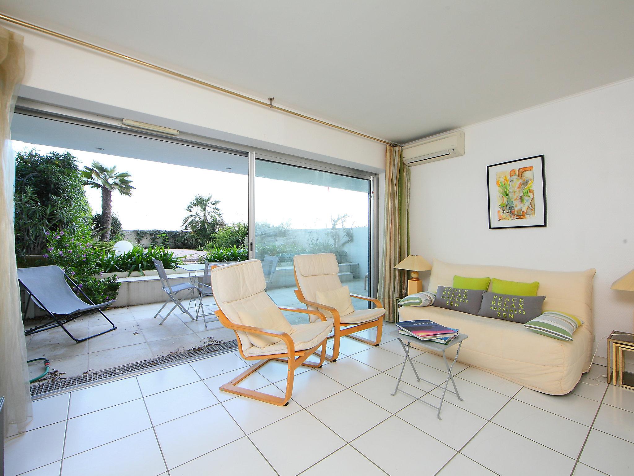 Foto 3 - Apartamento de 1 habitación en Cannes con jardín y vistas al mar